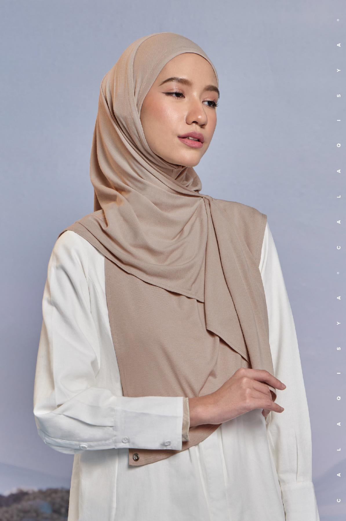 element-semi-instant-in-warm-taupe-01-20230627172246