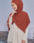 element-shawl-in-burnt-henna-01-20230627172402