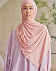 element-shawl-in-misty-rose-01-20230209153730