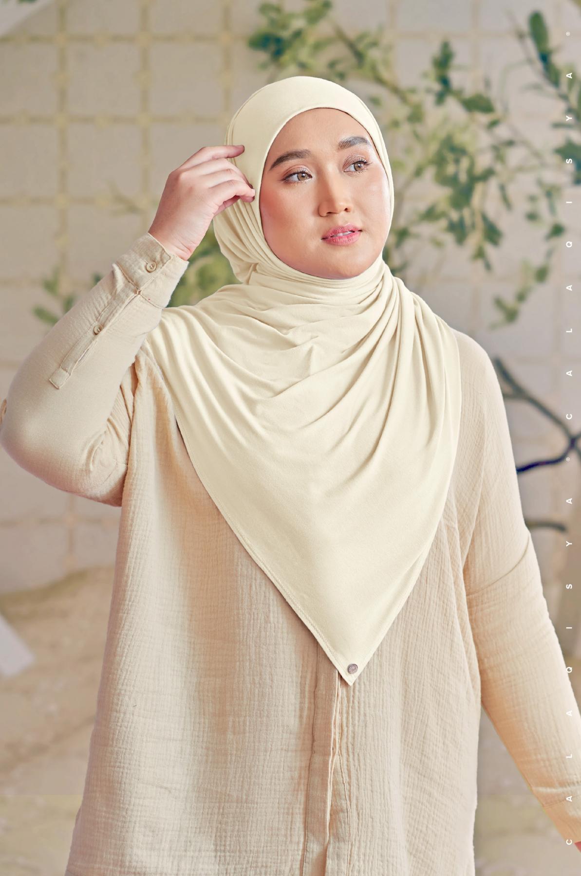 element-shawl-in-papyrus-01-20230209153541