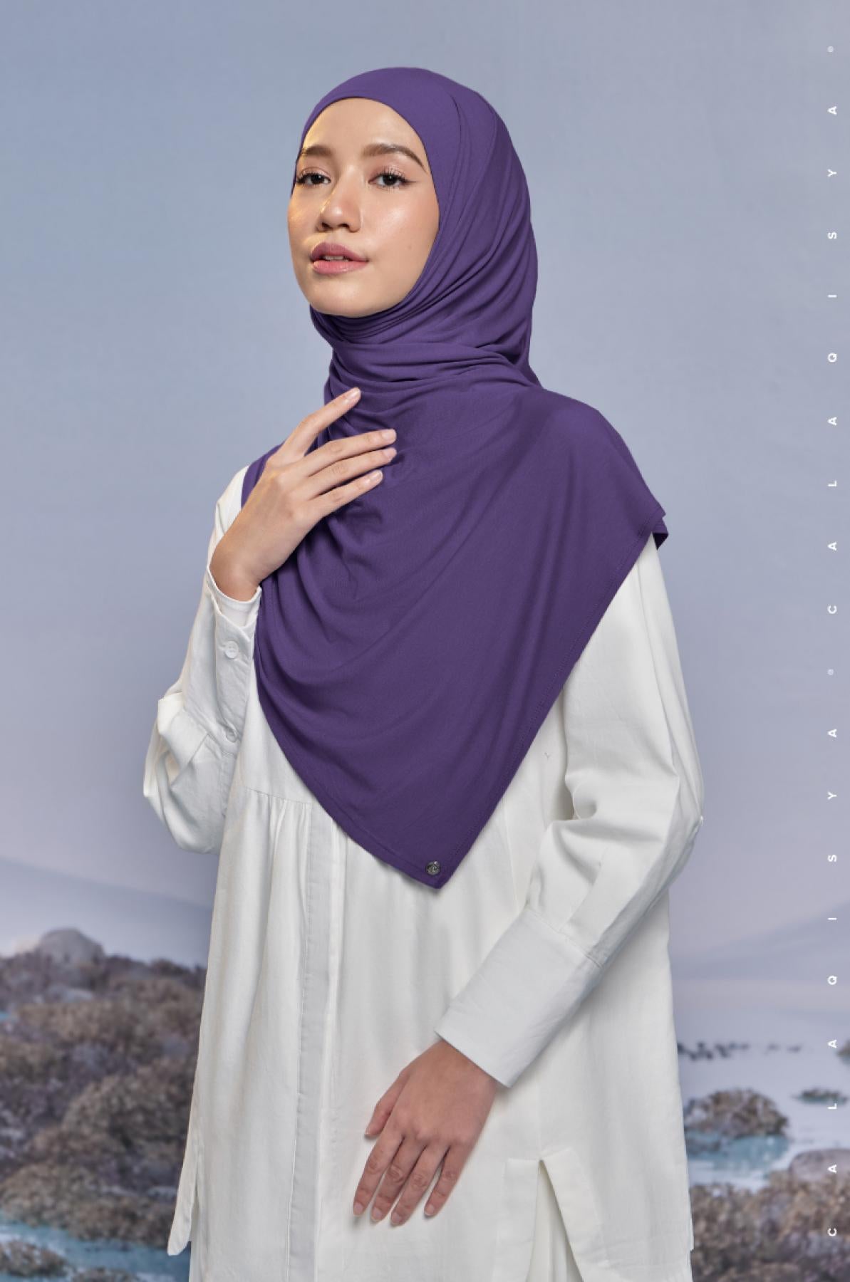 element-shawl-in-violet-indigo-01-20230627170919