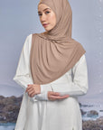 element-shawl-in-warm-taupe-01-20230627170732