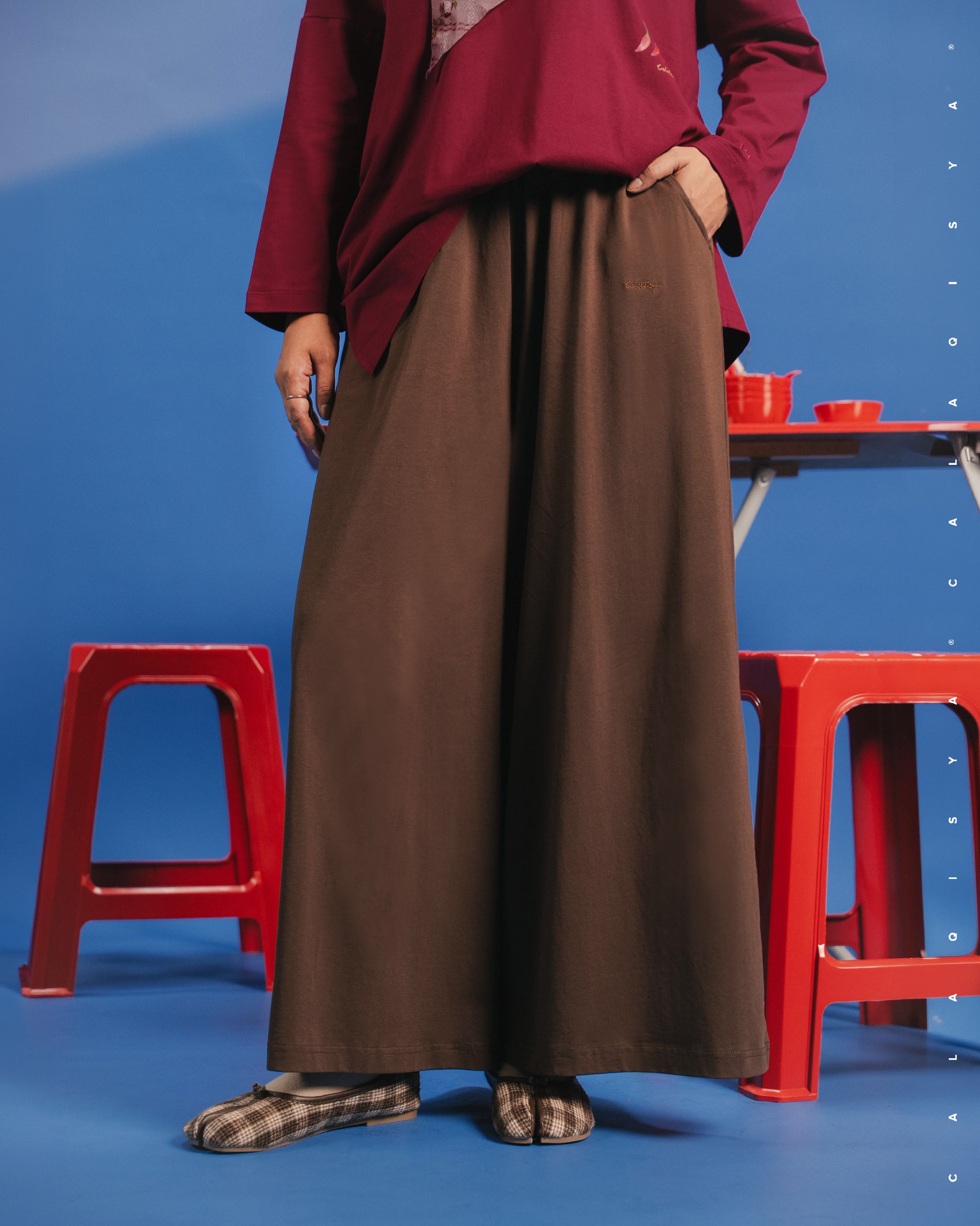 LIGHT FLARE PANTS IN FRENCH TOAST