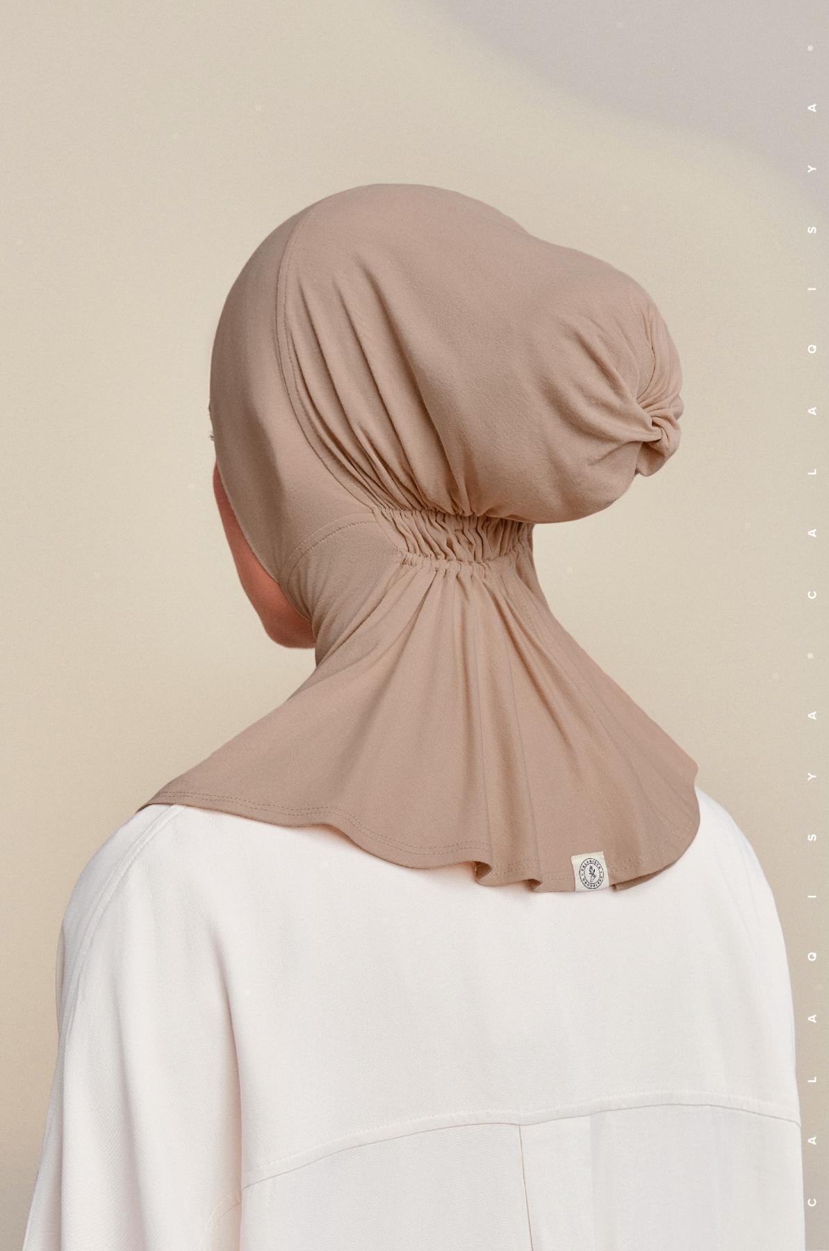 full-underscarf-in-warm-taupe-03-20221013160042