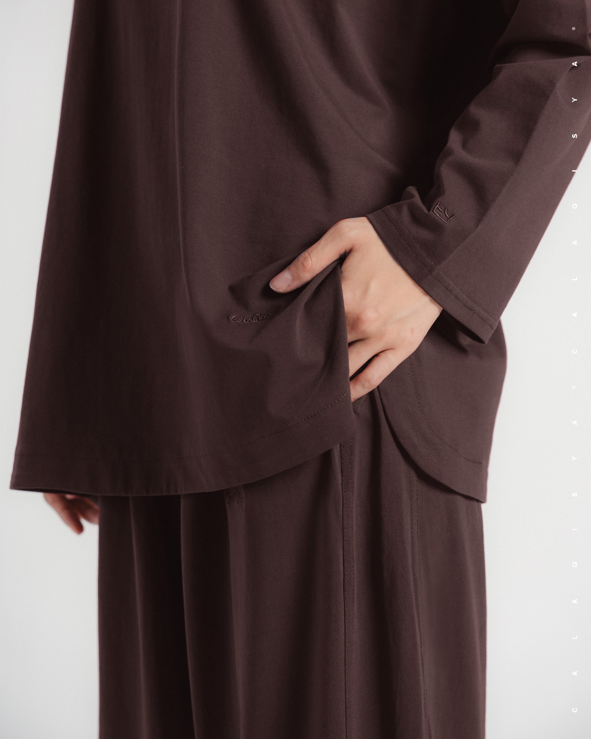 LIGHT COCOON PANTS IN GANACHE