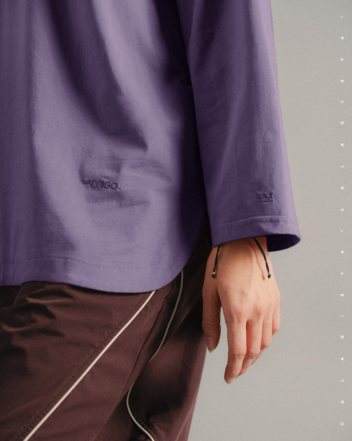 LIGHT TOP IN GRAPE COMPOTE