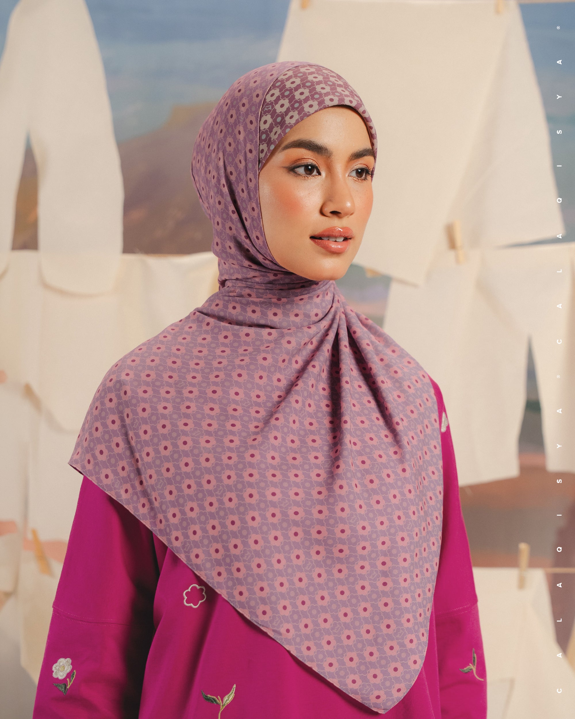CQ X MACHINO NEST SHAWL IN GRAPE NECTAR
