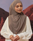 haaya-tied-instant-in-deep-taupe-02-20230830094955