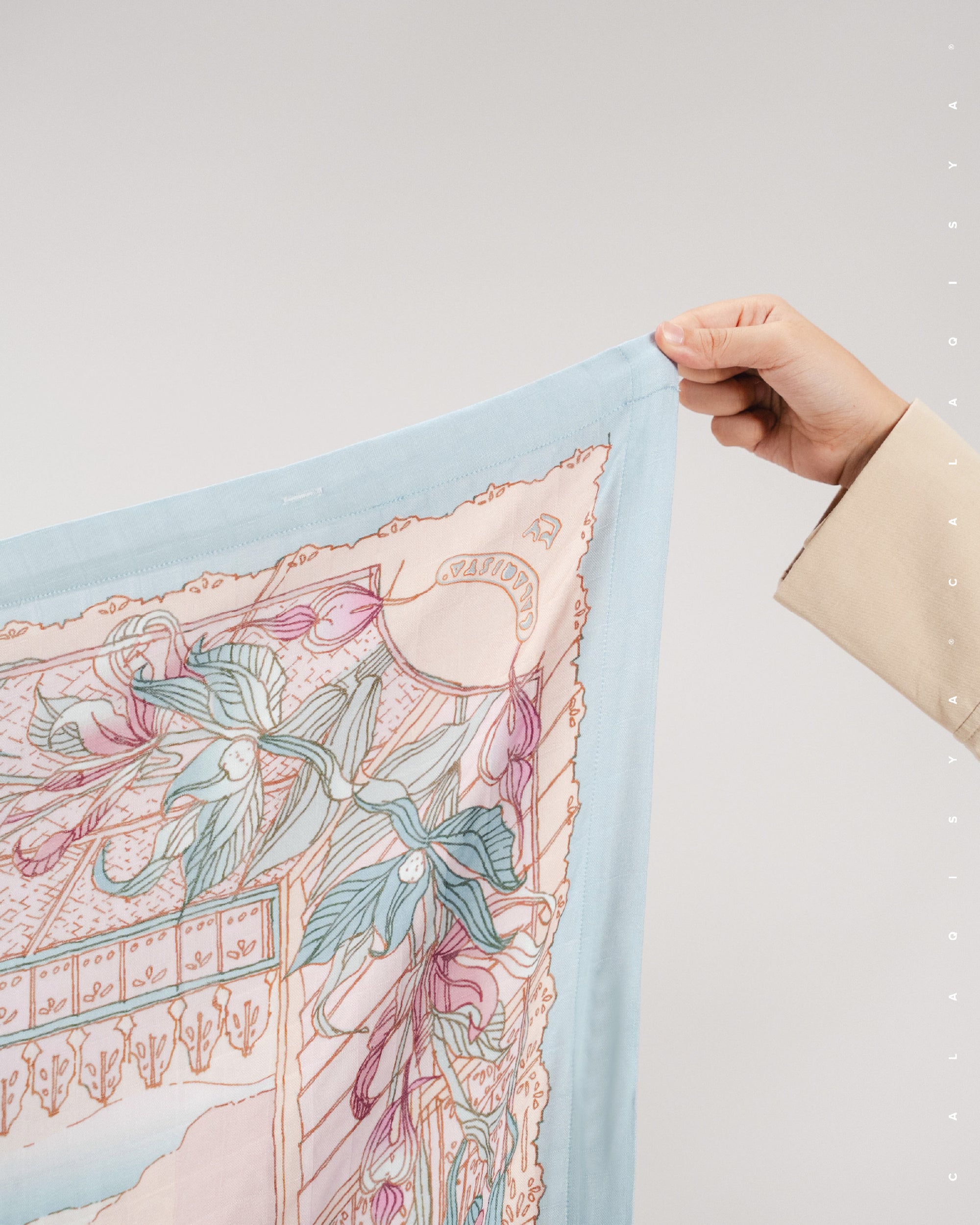 BONNIE SWADDLE CLASSIC IN HEATHER