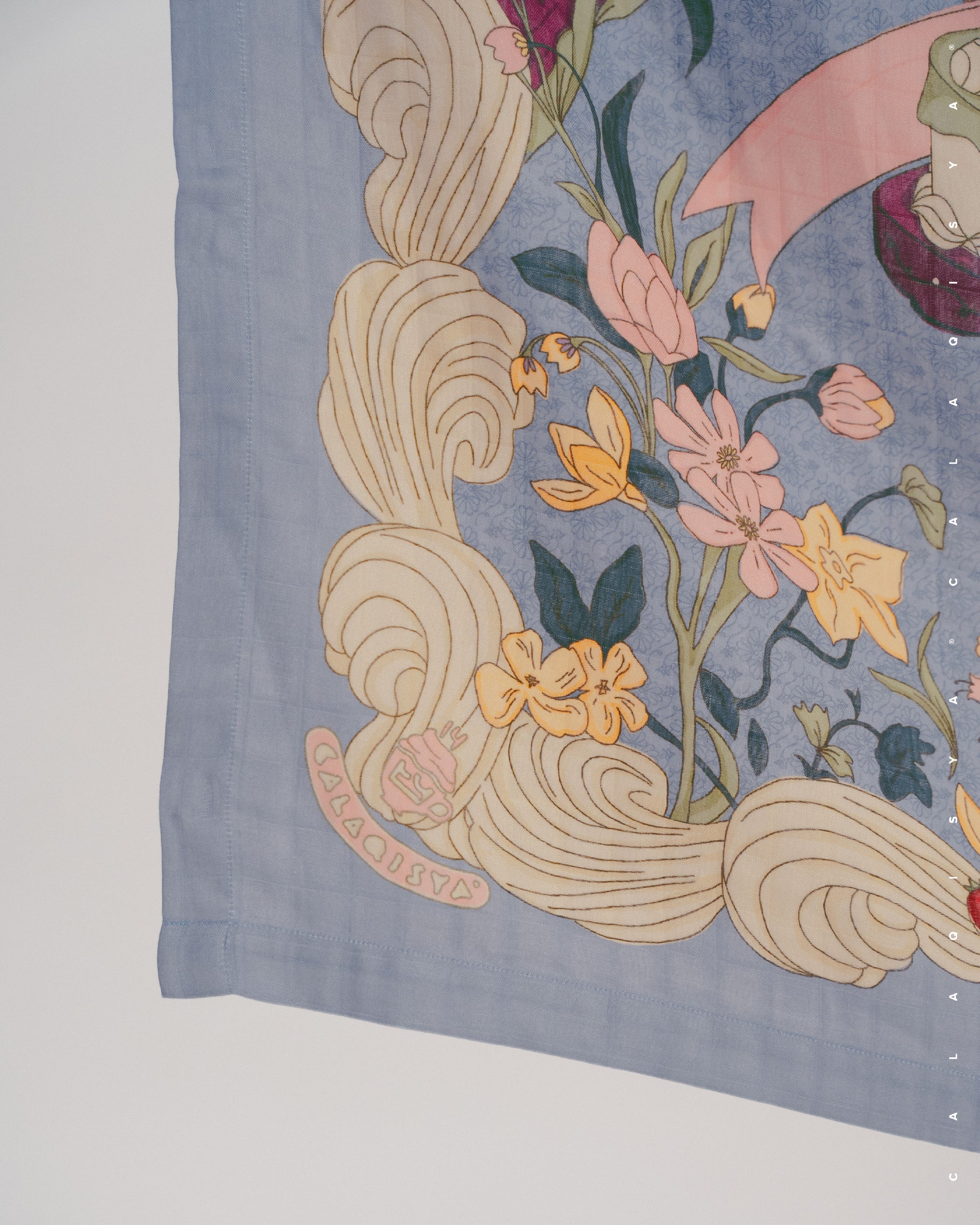 CQ TURNS 14 DDAY BONNIE SWADDLE CLASSIC IN HEIRLOOM LILAC