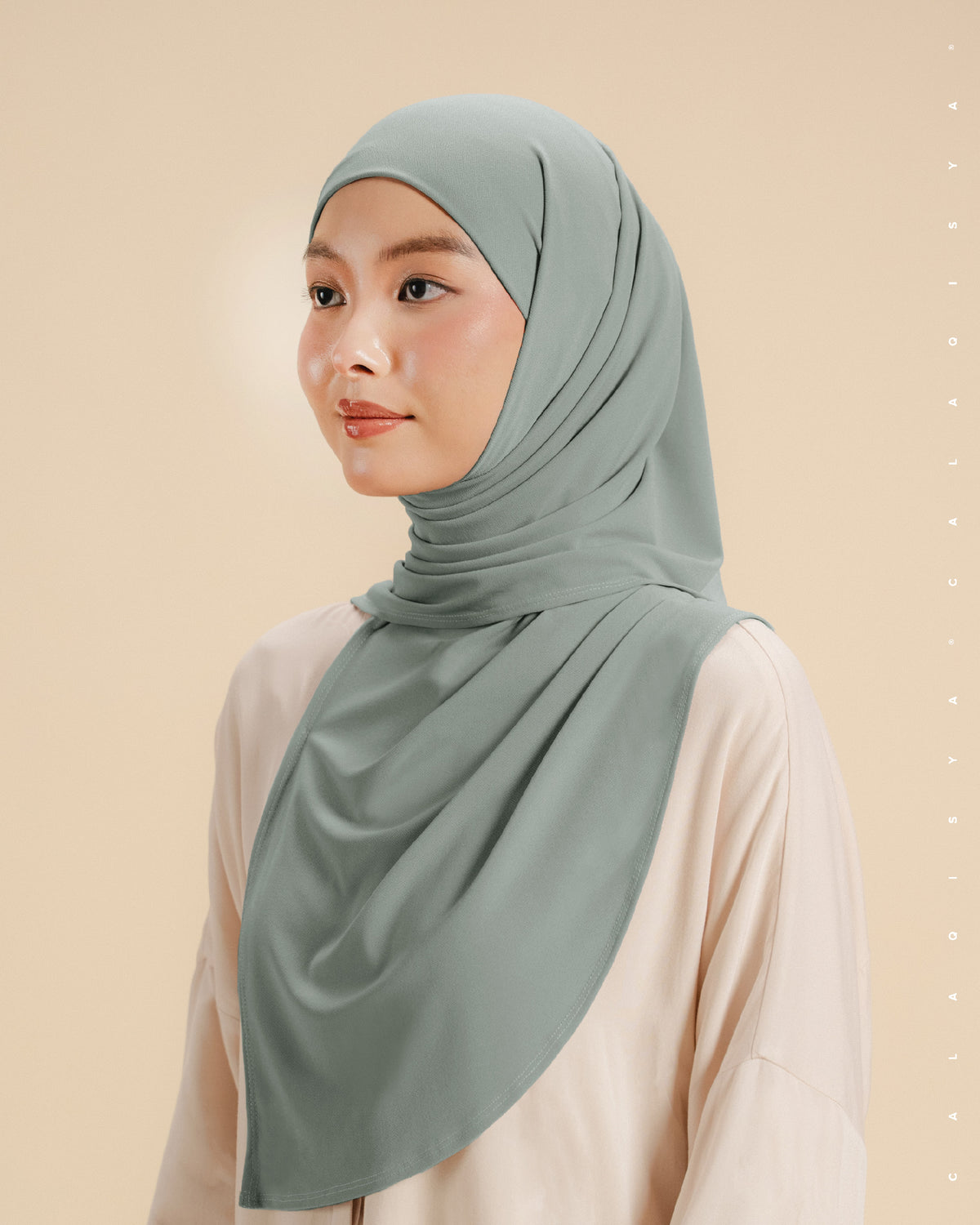 IRONLESS : SAFA TIE BACK UNDERCHIN (ODOURLESS) IN ICEBERG GREEN