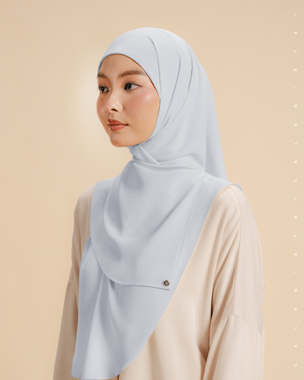 DANIAH FULL UNDERSCARF IN ILLUSION BLUE
