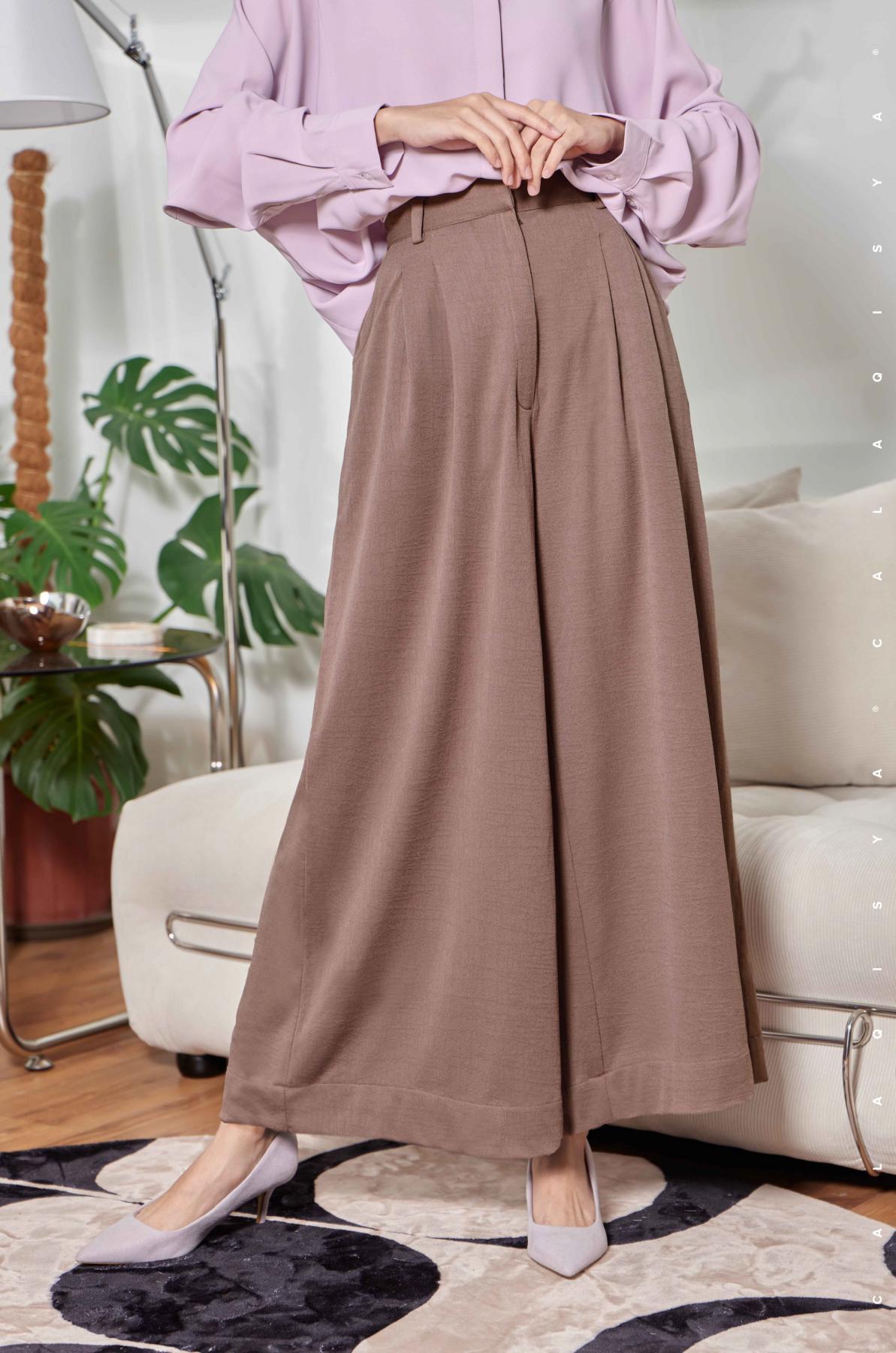 jac-pants-in-flint-01-20231108190756