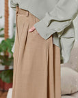 jac-pants-in-warm-taupe-03-20231108185602