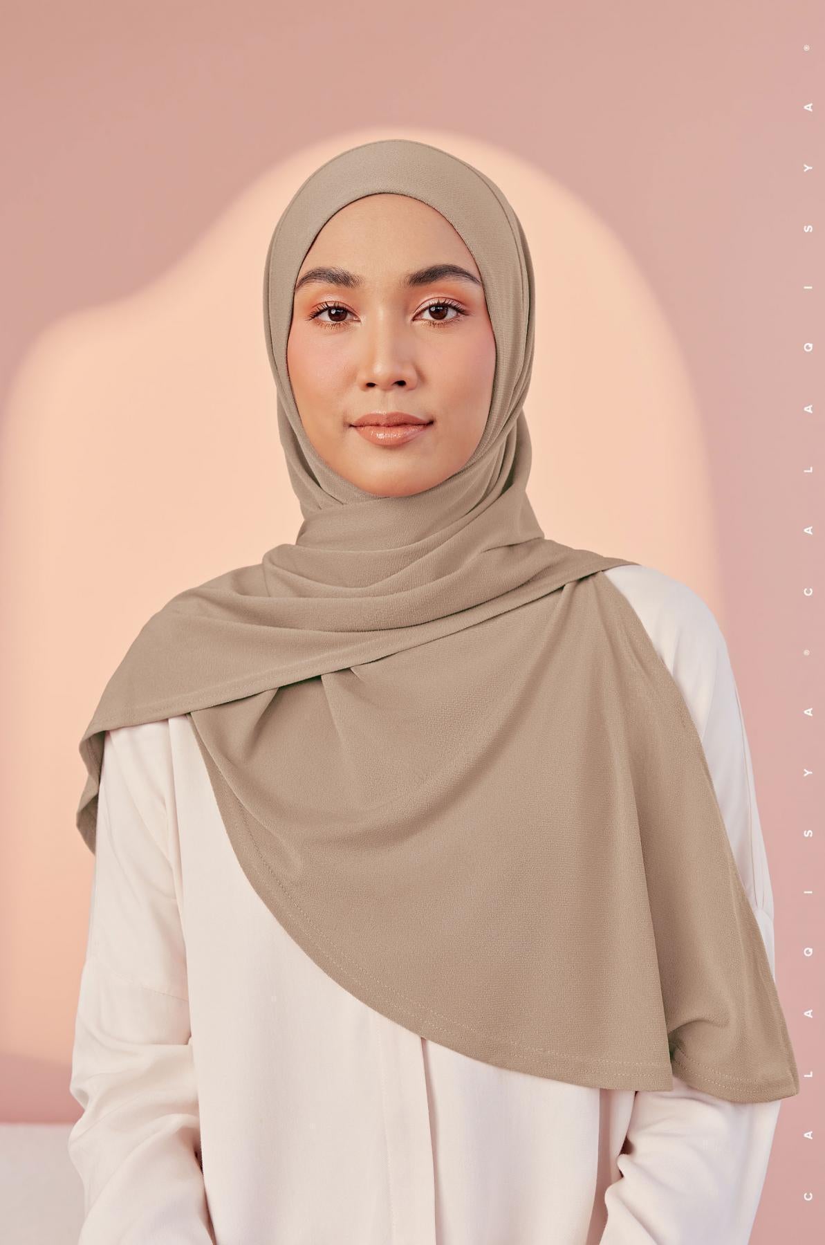 jasmine-2-0-in-light-taupe-01-20221110180311