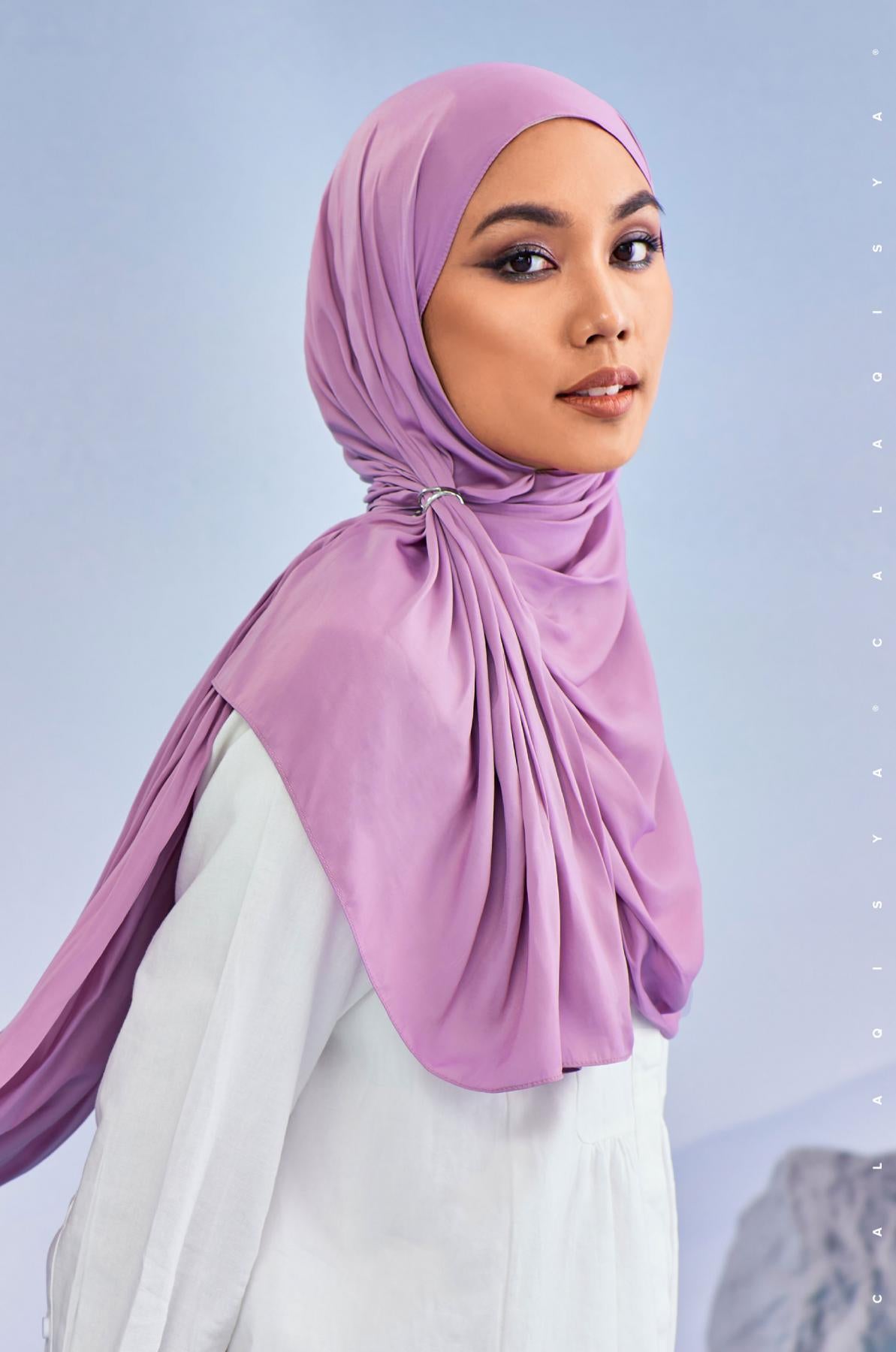 laurel-shawl-in-mulberry-01-20230627171842