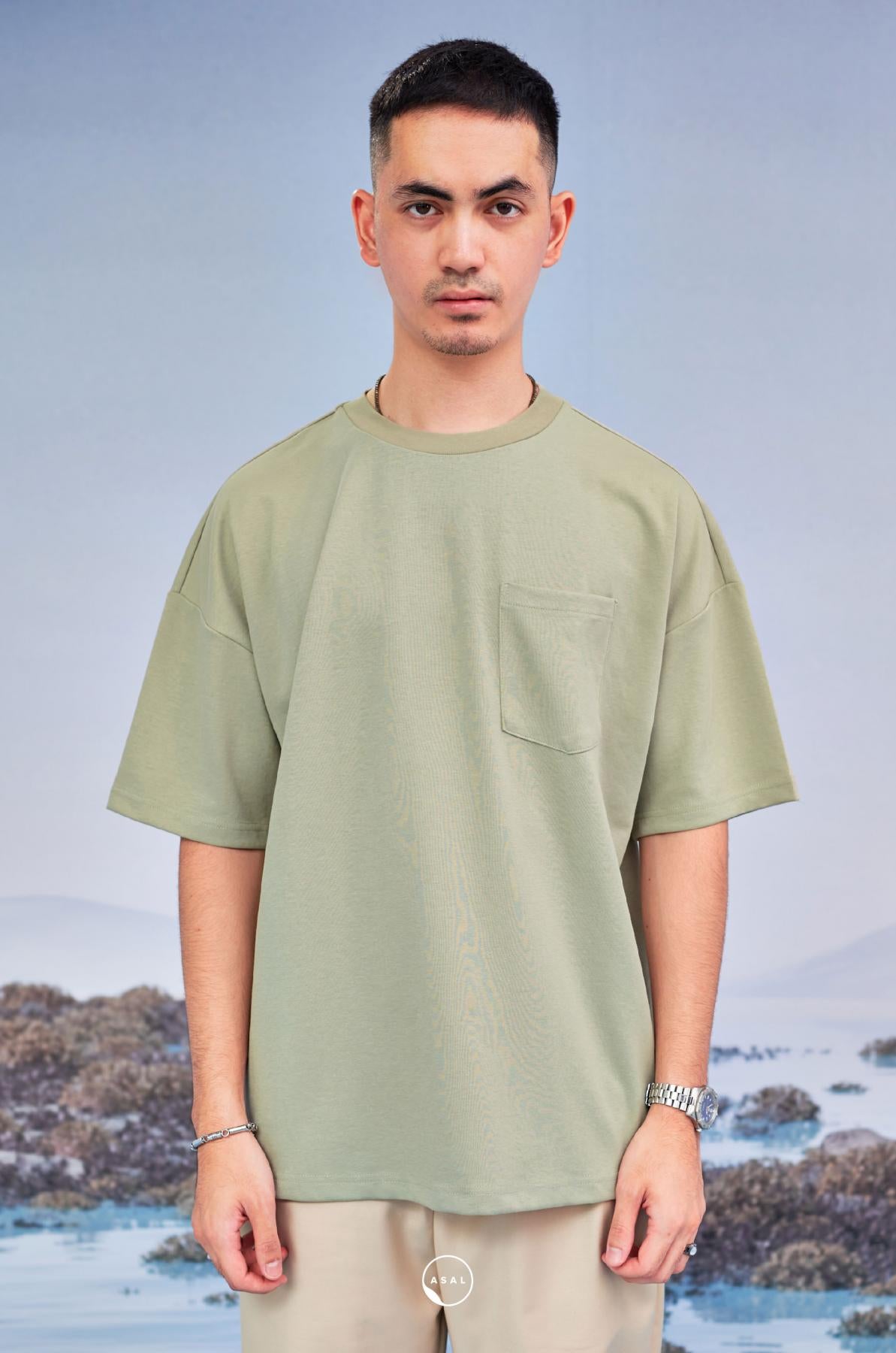 leos-oversized-tshirt-in-desert-sage-01-20230620185802