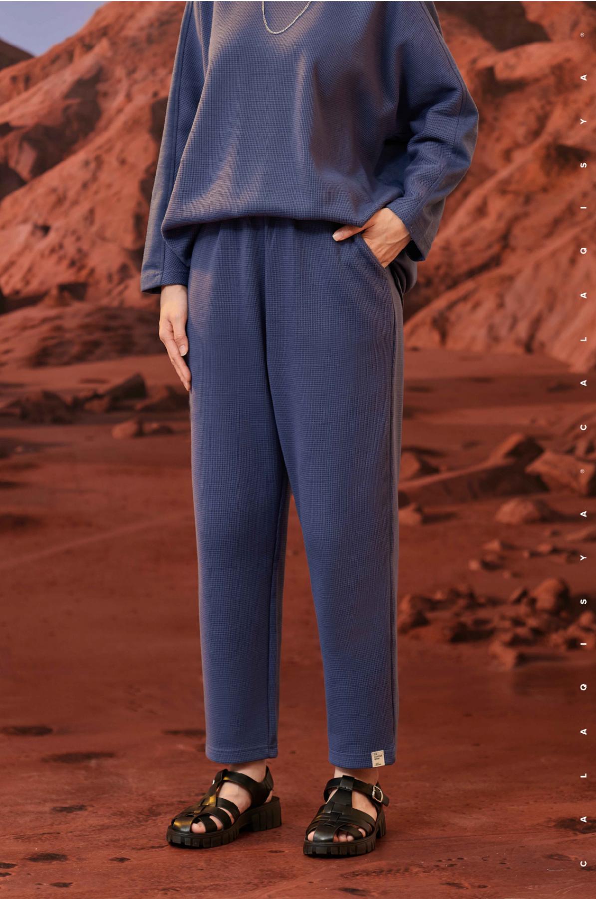 loona-pants-in-skipper-blue-01-20230803172728