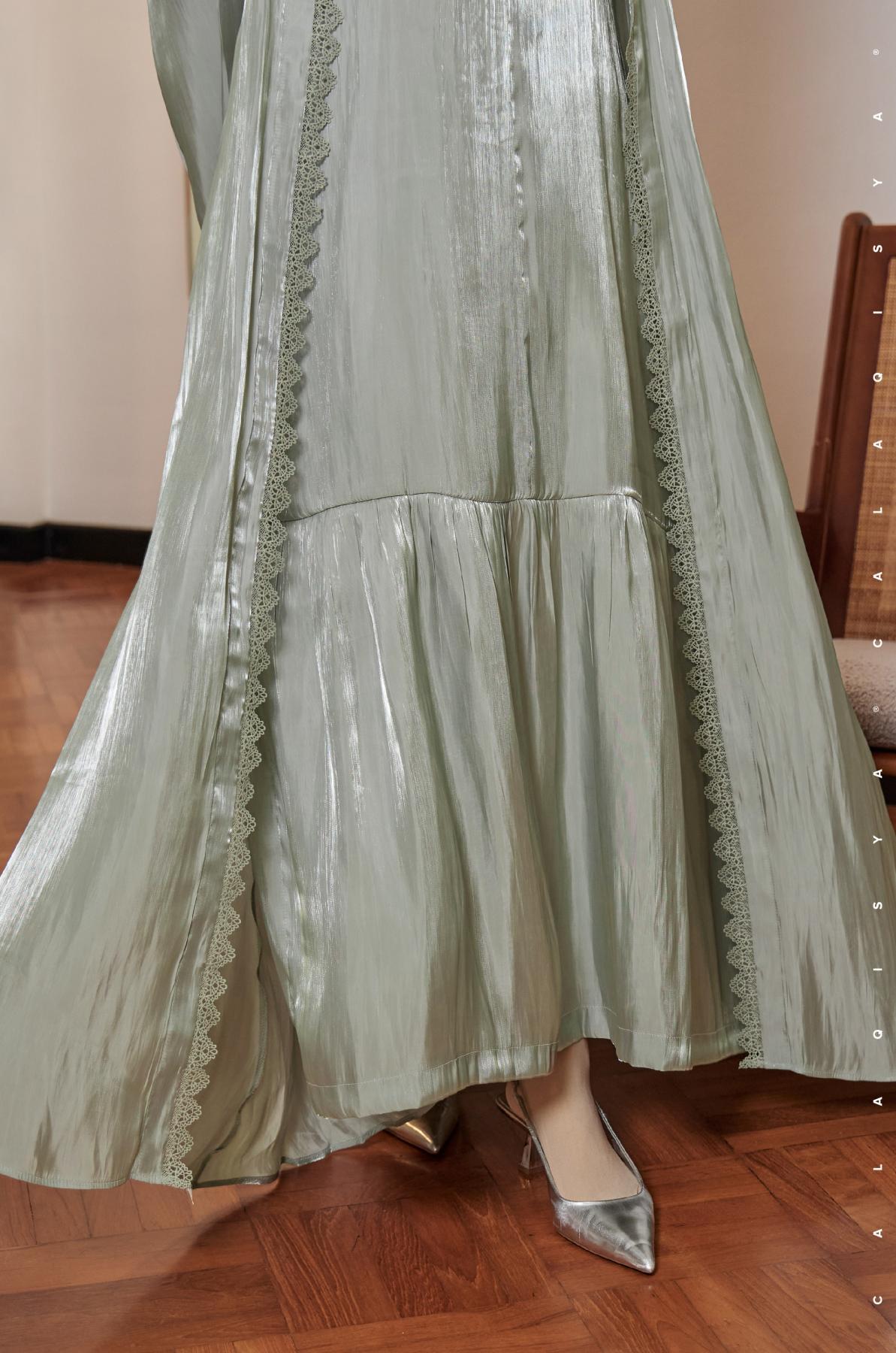 malikha-abaya-in-green-tint-02-20240530184457