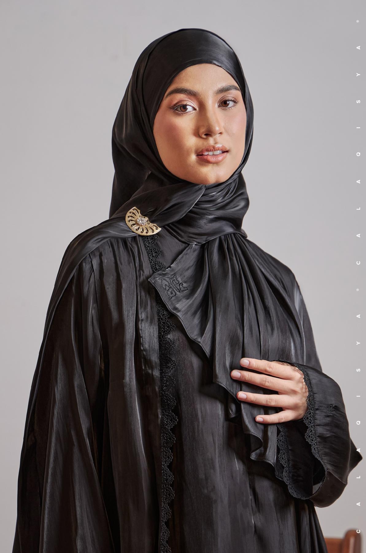 malikha-shawl-in-black-01-20240530183004