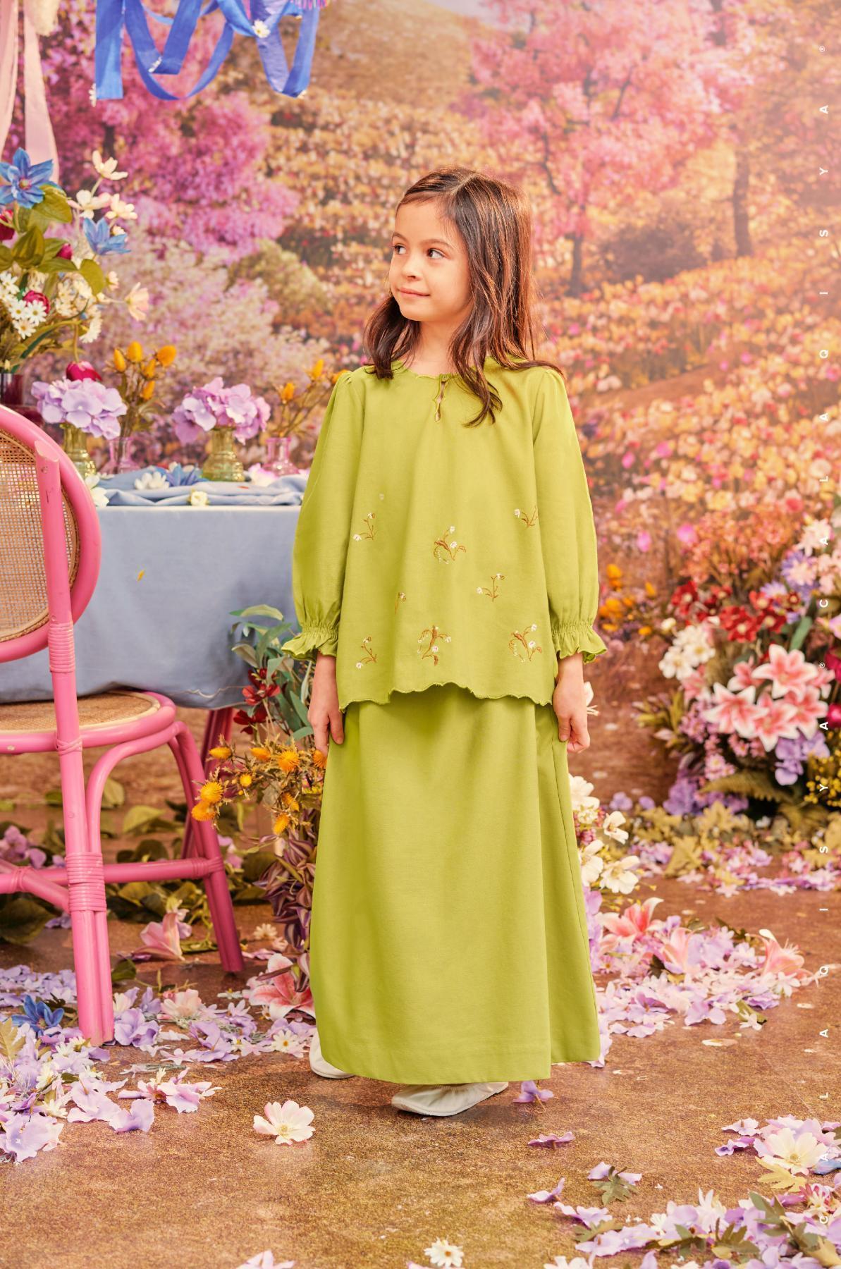 marina-kids-in-lime-green-01-20230321184740