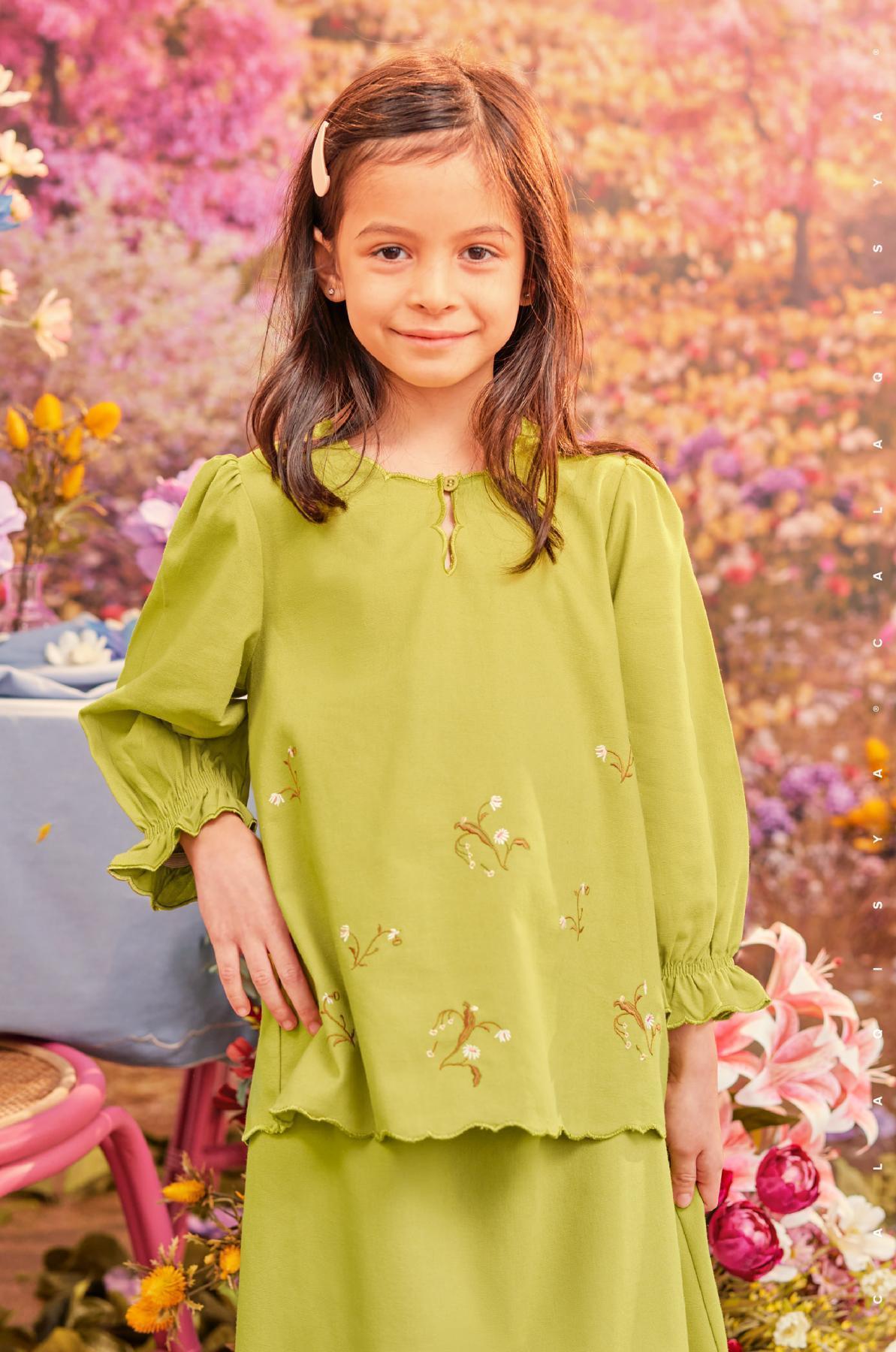 marina-kids-in-lime-green-02-20230321184740