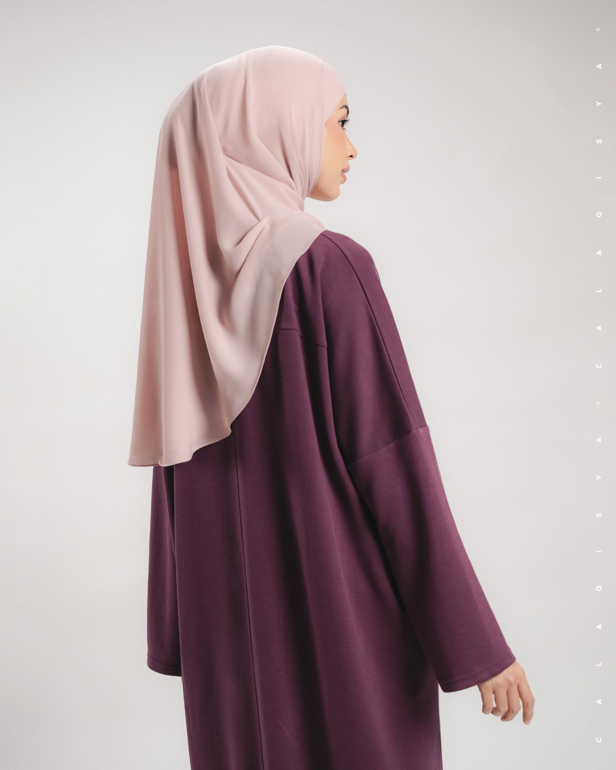 BREATHE RUSH DRESS IN MAROON BANNER