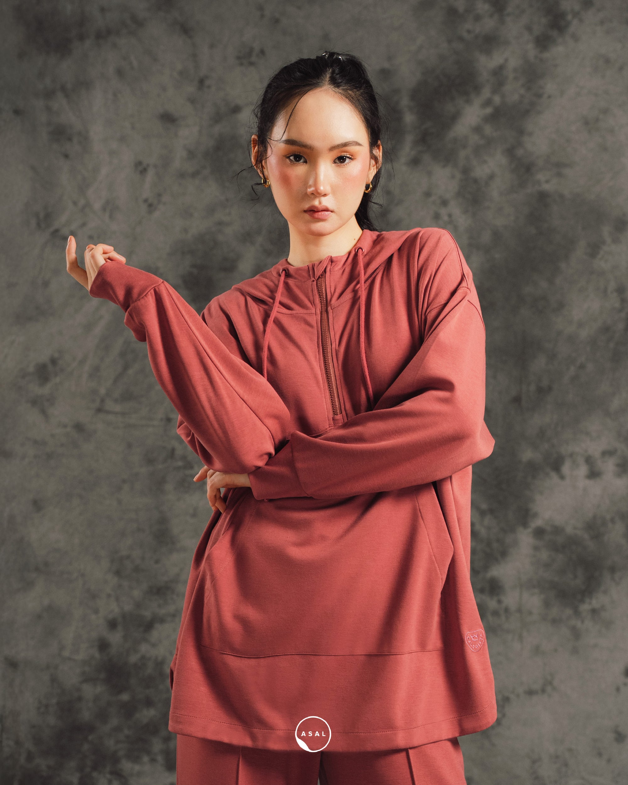 RUSH HOMEBODY IN MINERAL RED