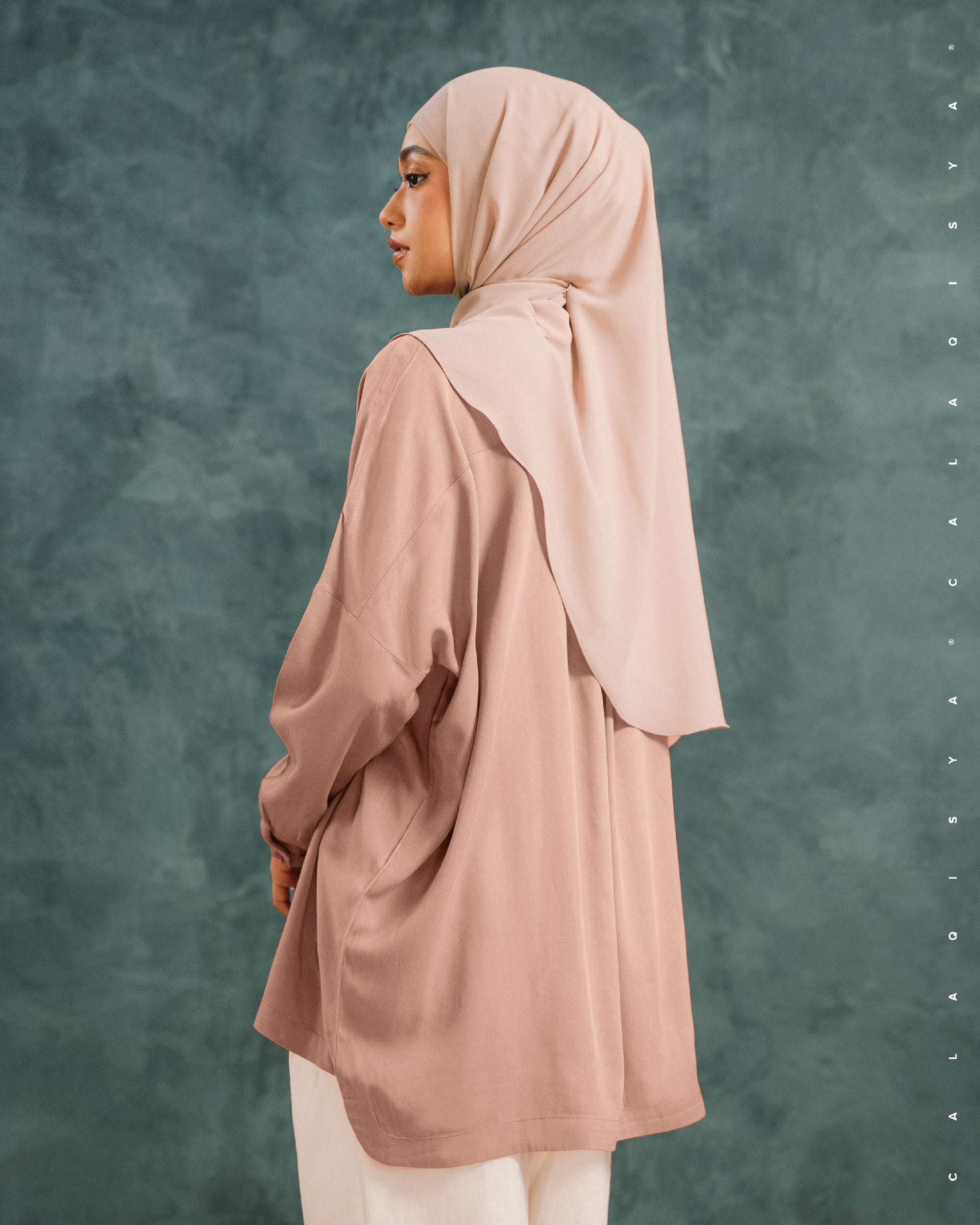 AIILY IN MOCHA MOUSSE