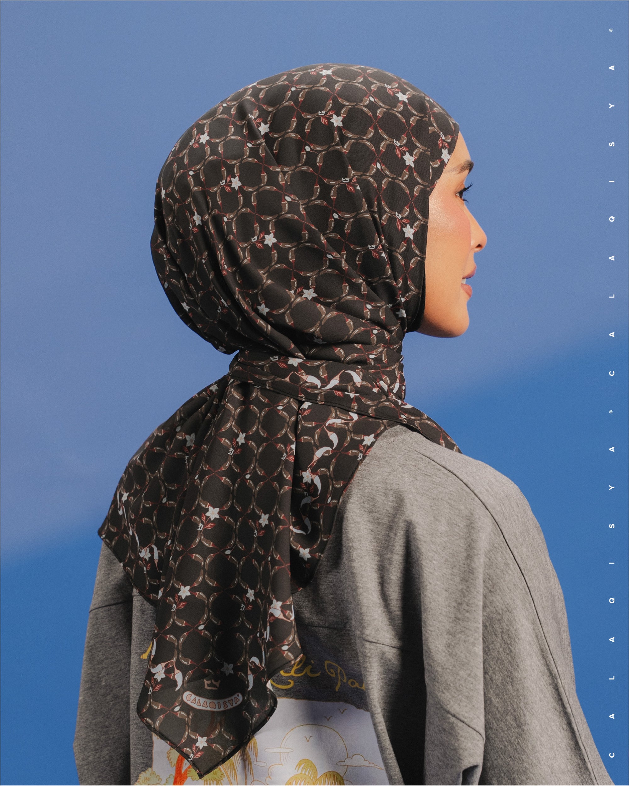 KKCP NEST TIE BACK UNDERCHIN (TRIANGLE) IN MOONLESS NIGHT