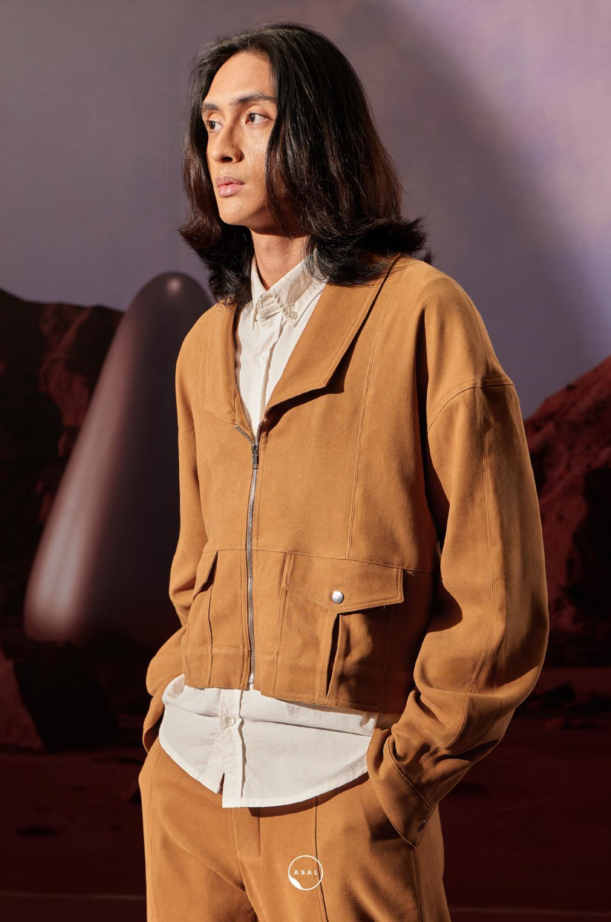 mud-asal-jacket-klfw-in-sunburn-01-20231025170914