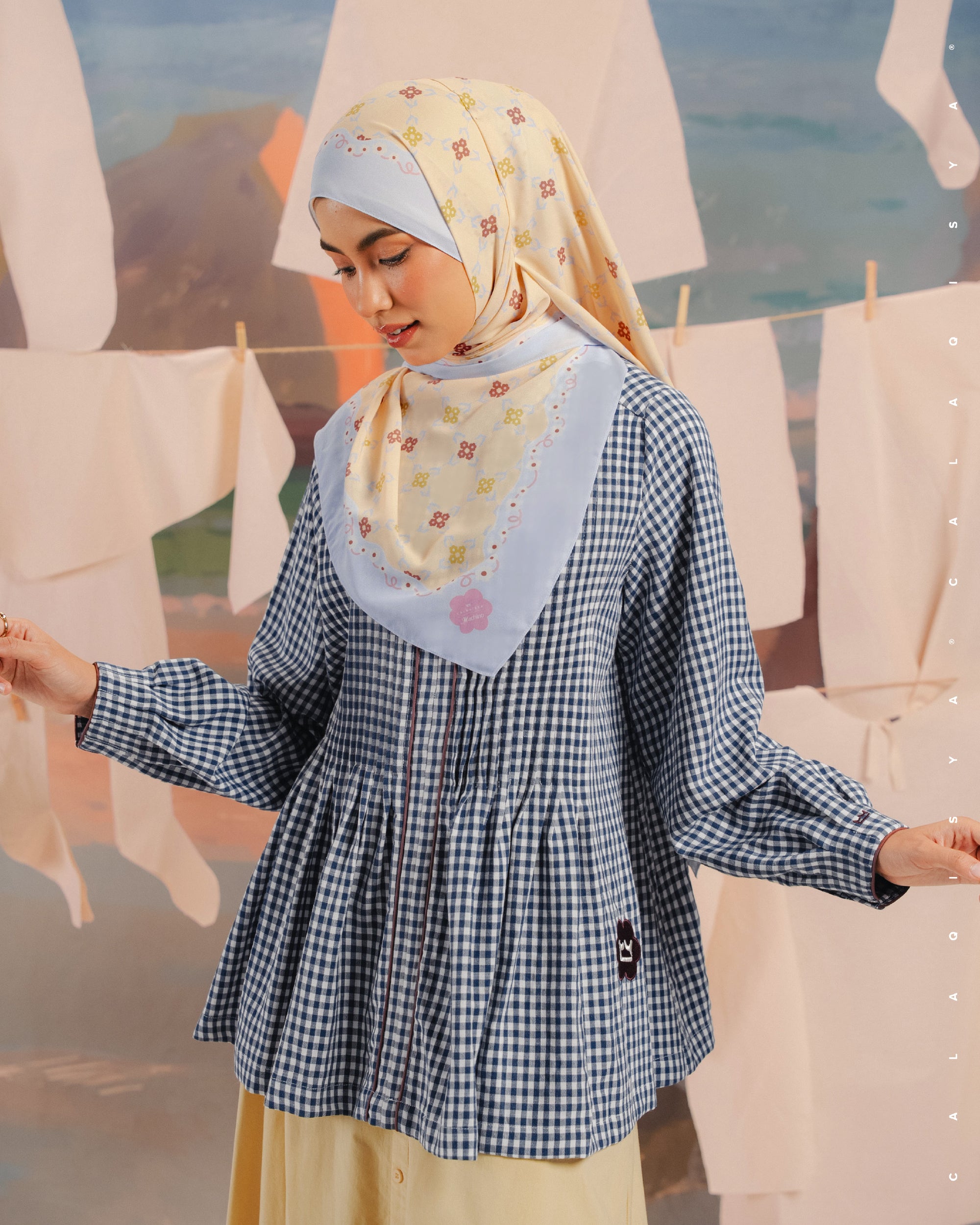 CQ X MACHINO MORA CHECKERED TOP IN NAVY BLAZER