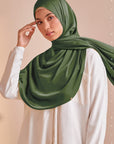 nena-shawl-garden-green-02-20220421162749