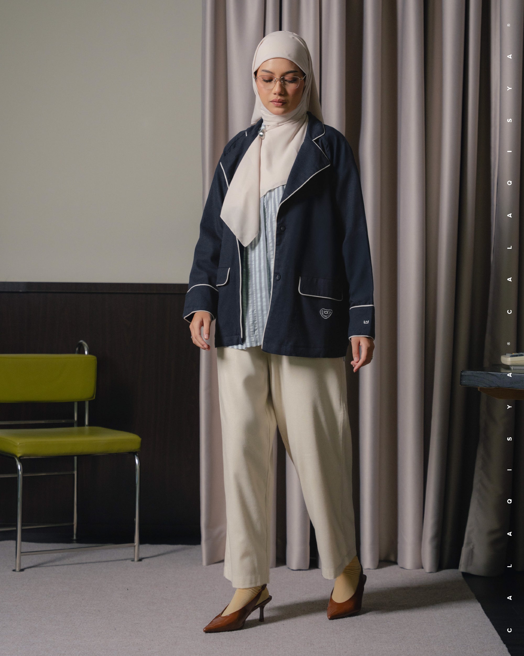 HOURS BLAZER (100% LINEN) IN NIGHT SKY