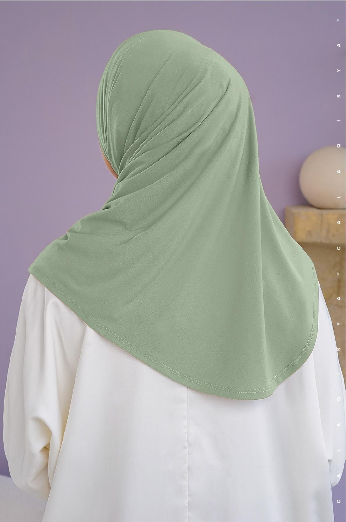 nura-one-loop-mist-green-02-20220512162115