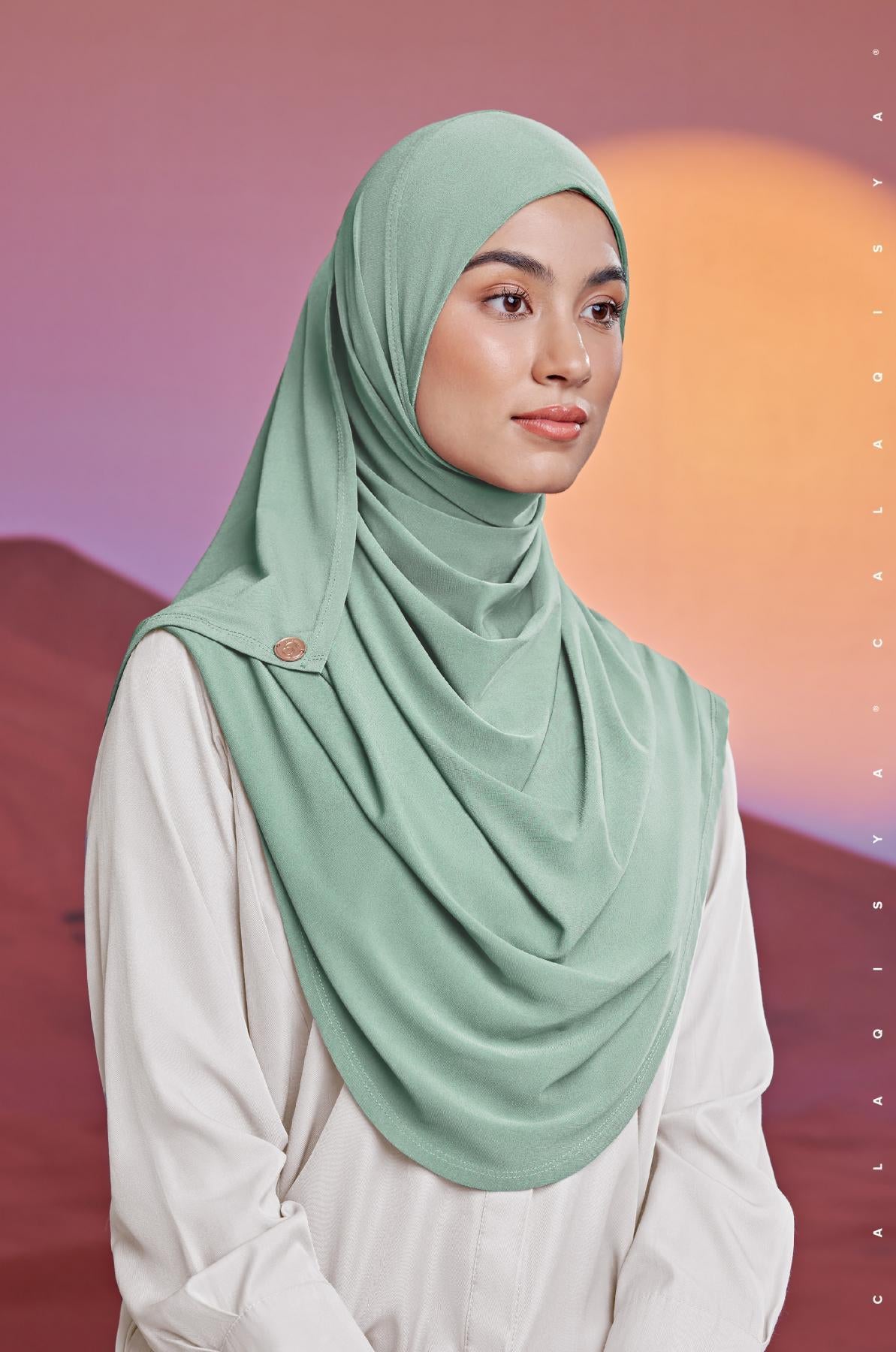 nura-one-loop-in-mist-green-02-20230110124355