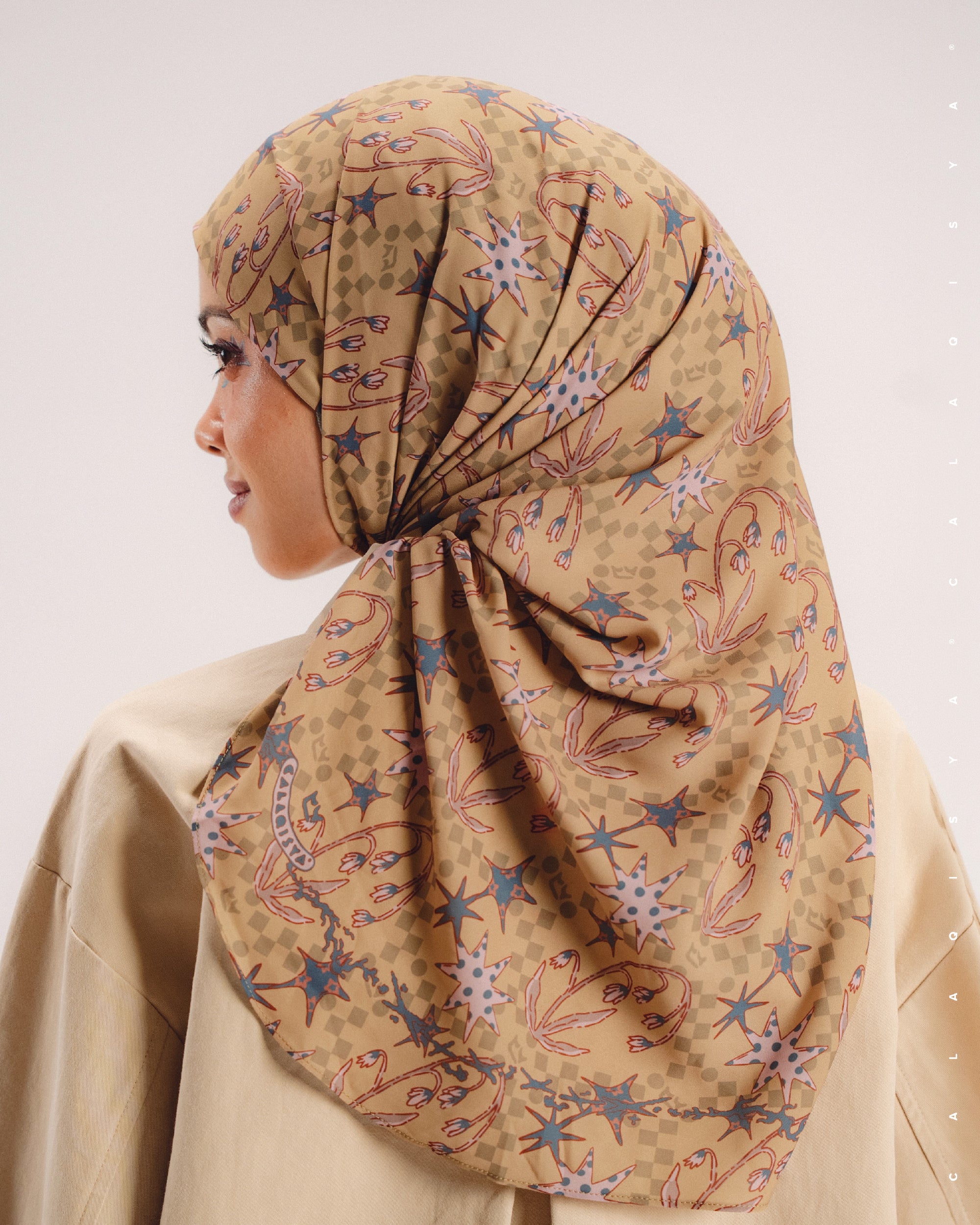 MAISON LUMIERE DANIAH TIE BACK UNDERCHIN IN OLIVENITE