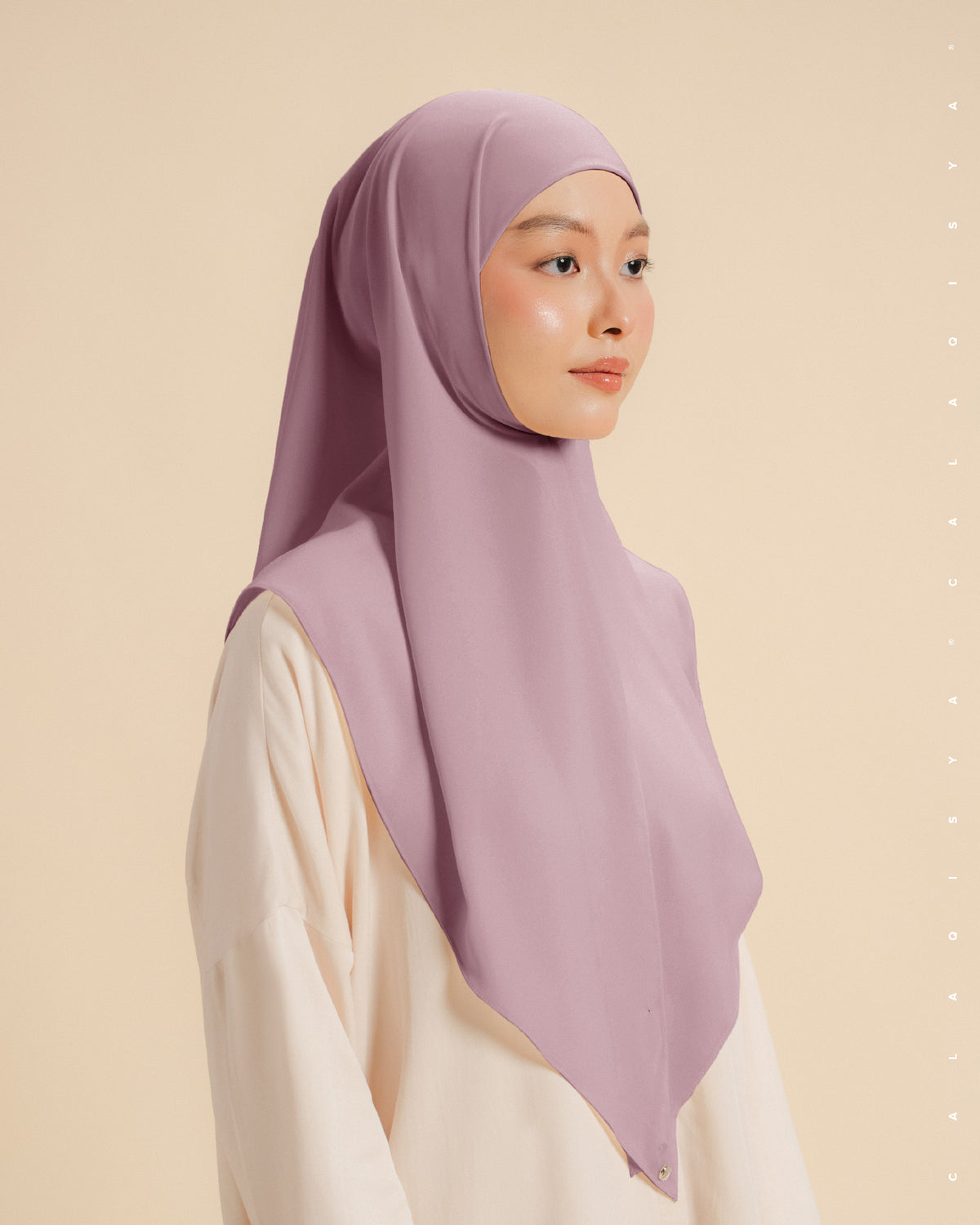 DANIAH TIE BACK UNDERCHIN (TRIANGLE) IN ORCHID HAZE