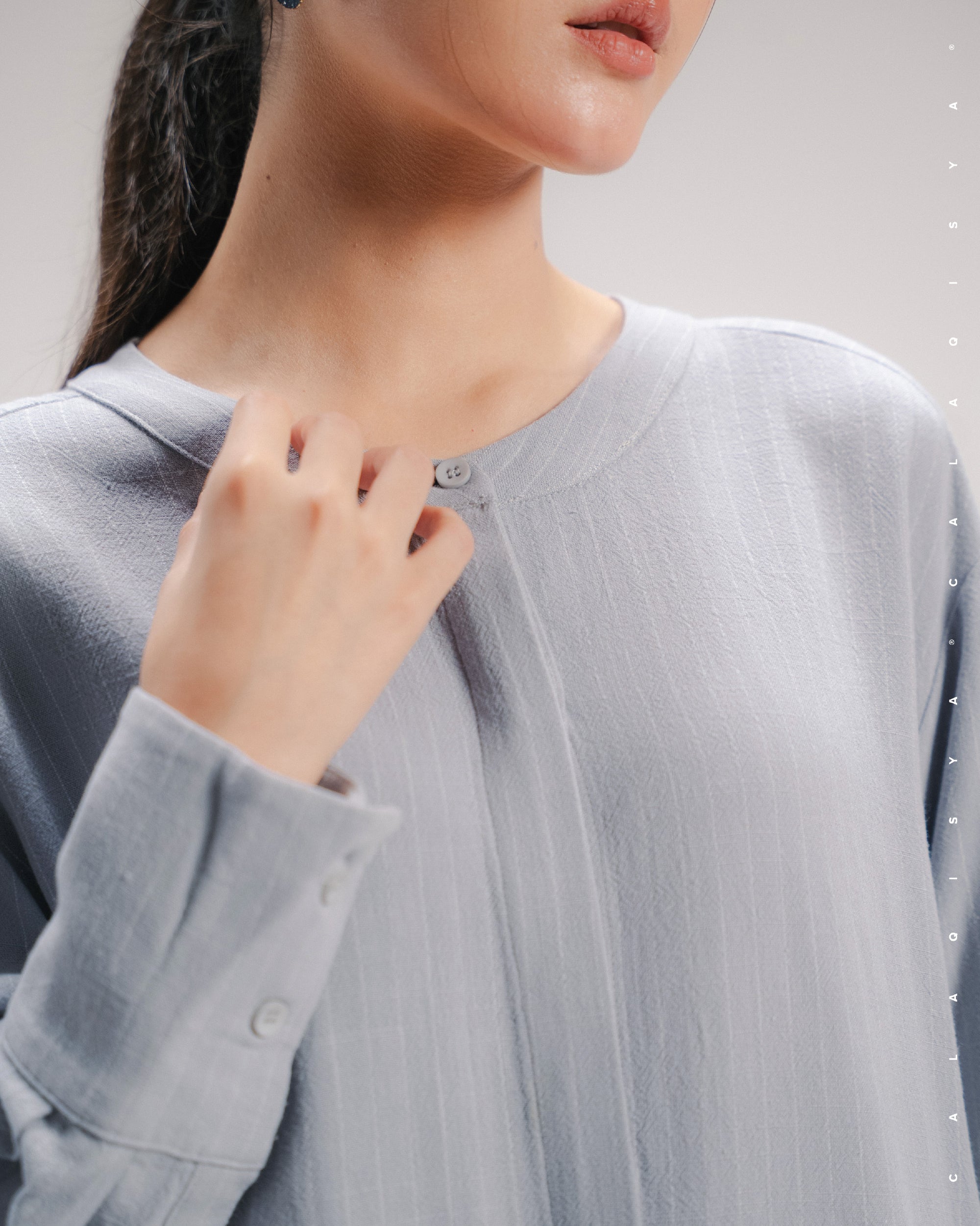 EVERYDAY STRIPE SHIRT IN OYSTER MUSHROOM