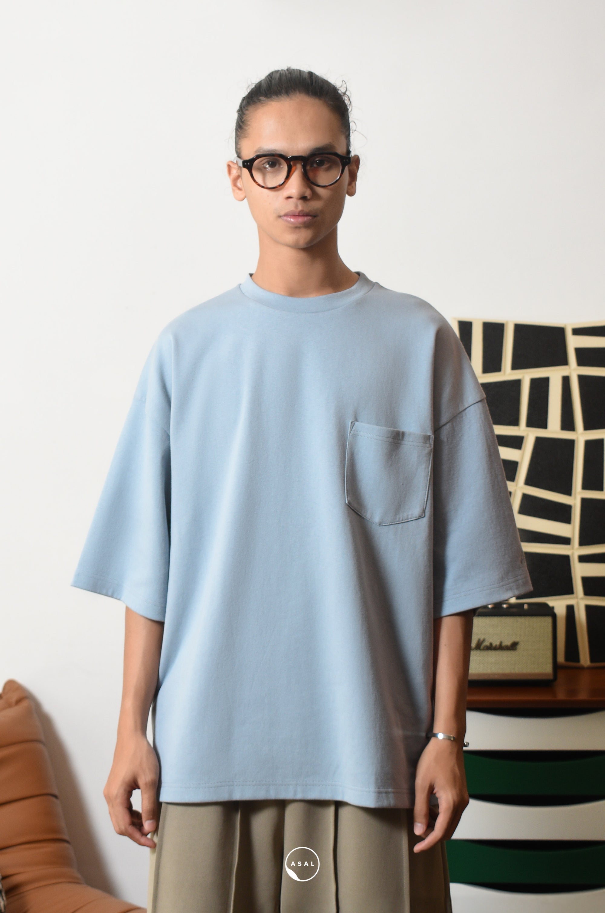 LEOS OVERSIZED T-SHIRT (MED)