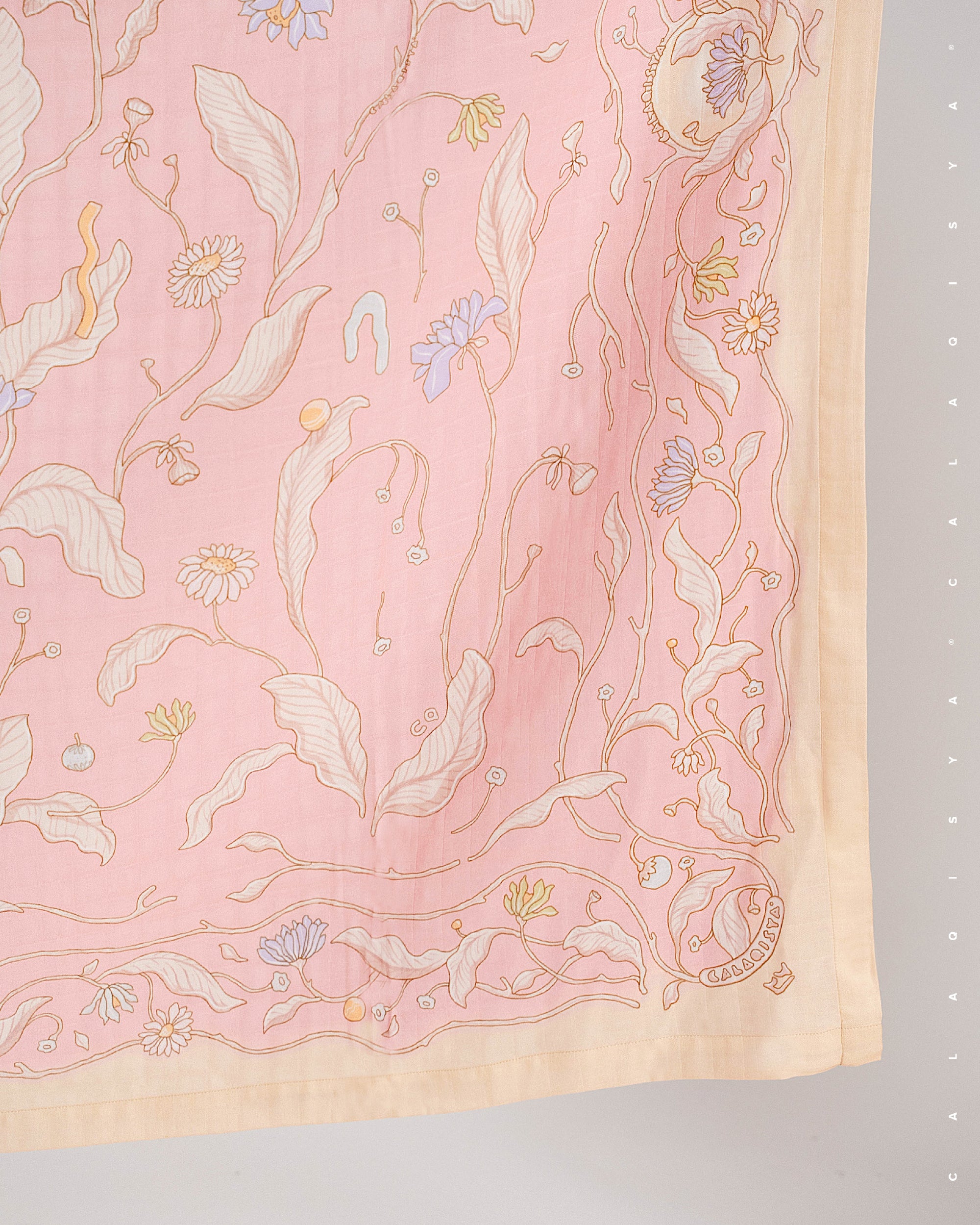 BONNIE SWADDLE CLASSIC IN PEONY