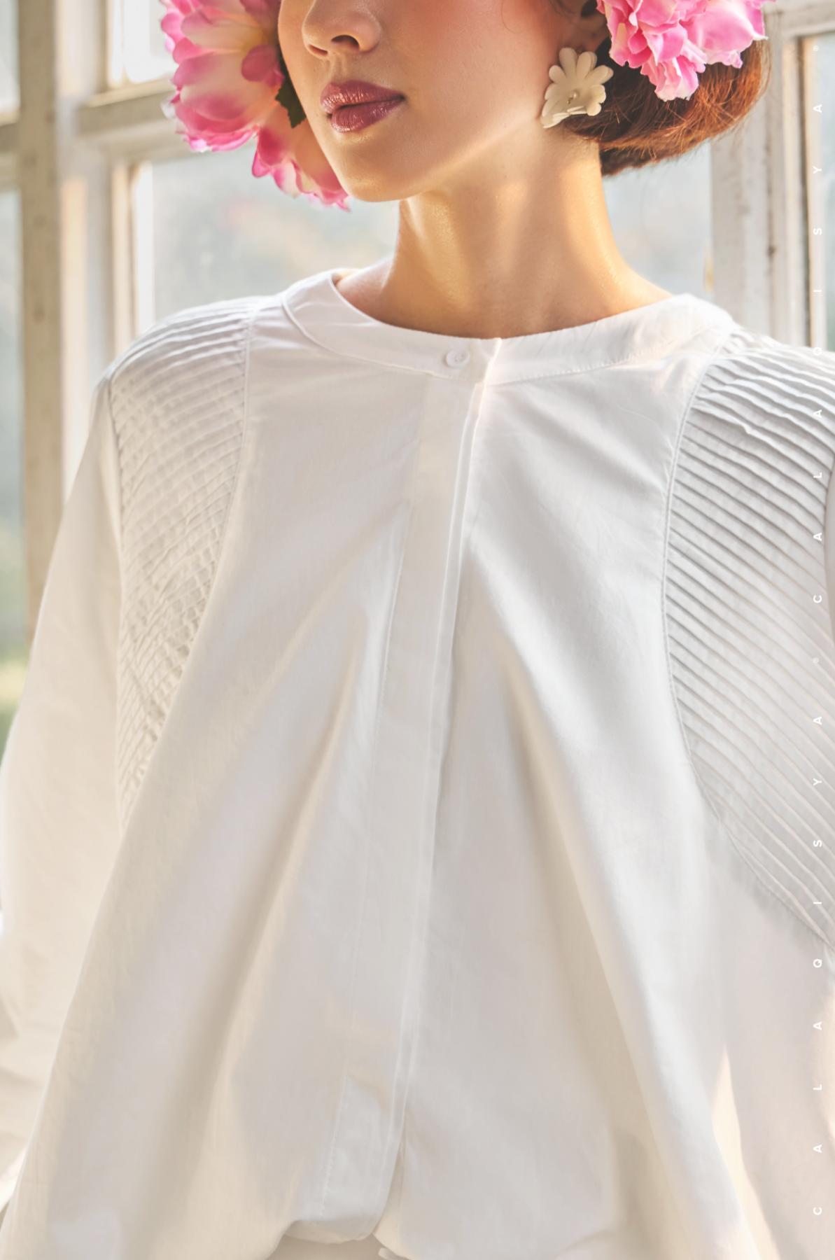 pine-blouse-in-off-white-03-20240627093954