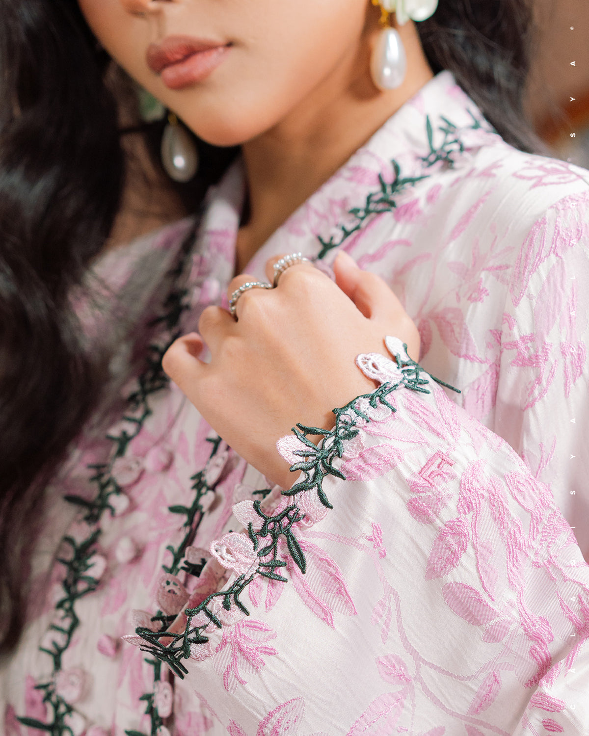 EMBUN IN PINK FROSTING – CalaQisya