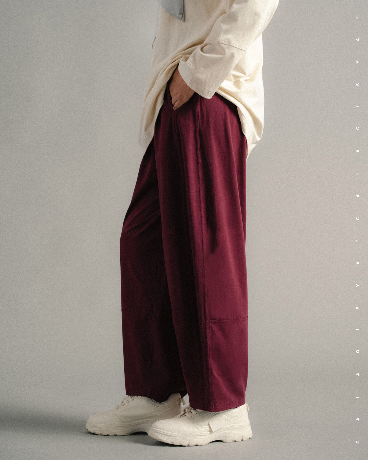 LIGHT COCOON PANTS IN PORT ROYALE