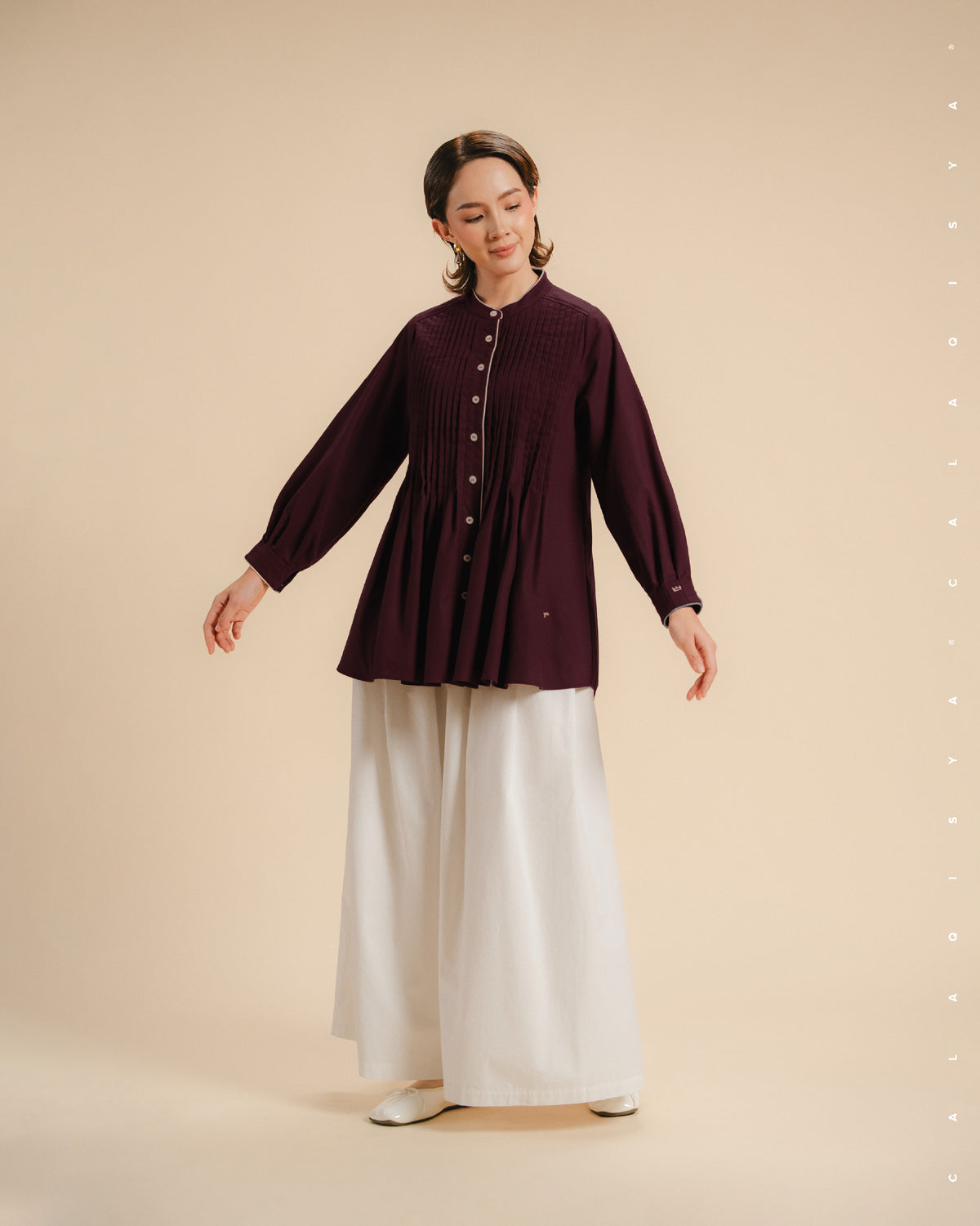 MORA PINTUCK TOP 2.0 IN PORT ROYALE