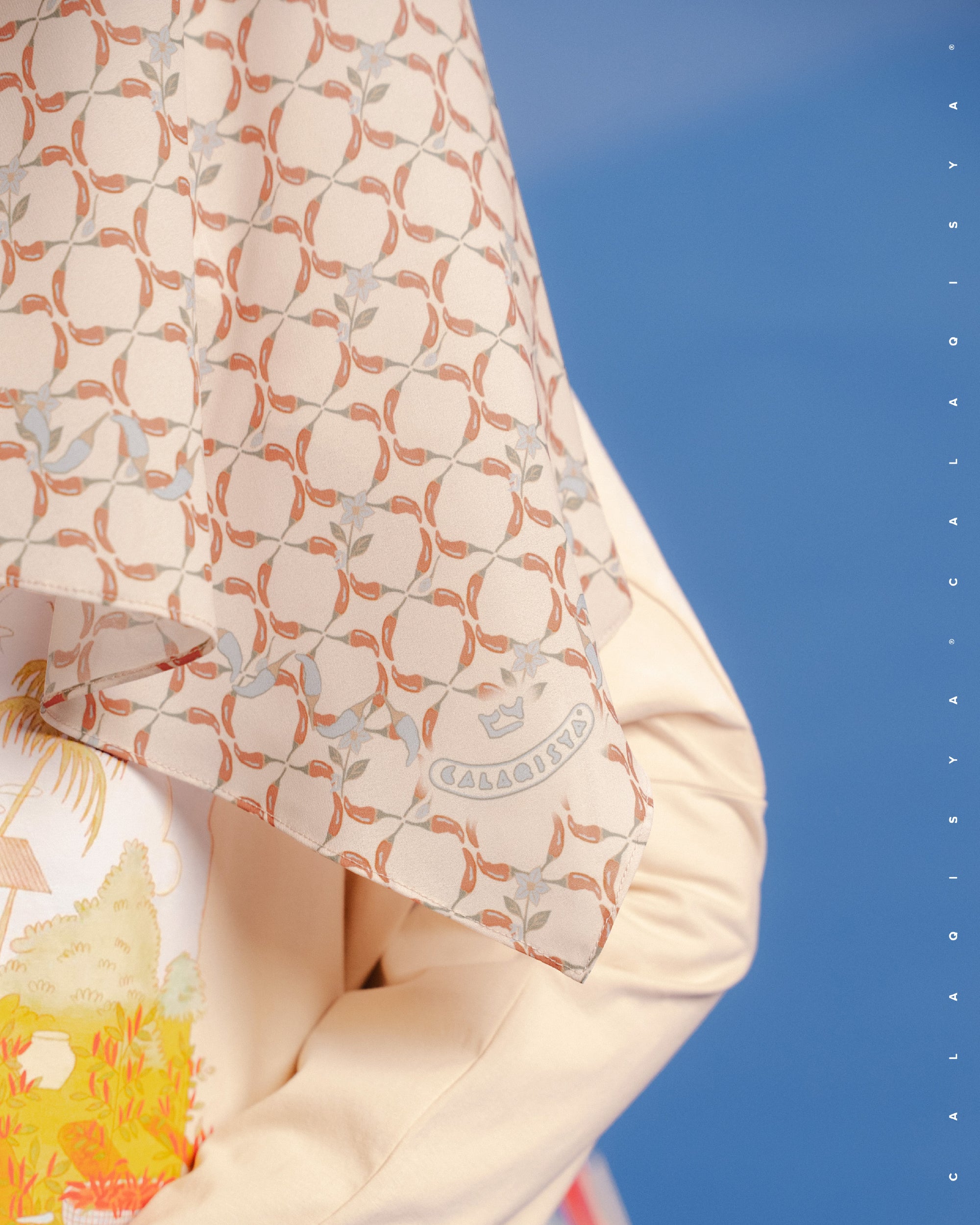 KKCP NEST TIE BACK UNDERCHIN (TRIANGLE) IN POWDER PUFF