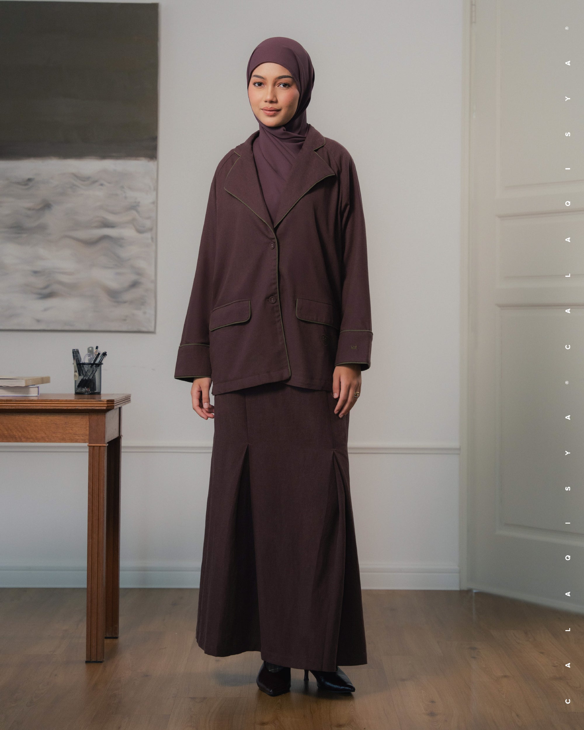 HOURS BLAZER (100% LINEN) IN PUCE