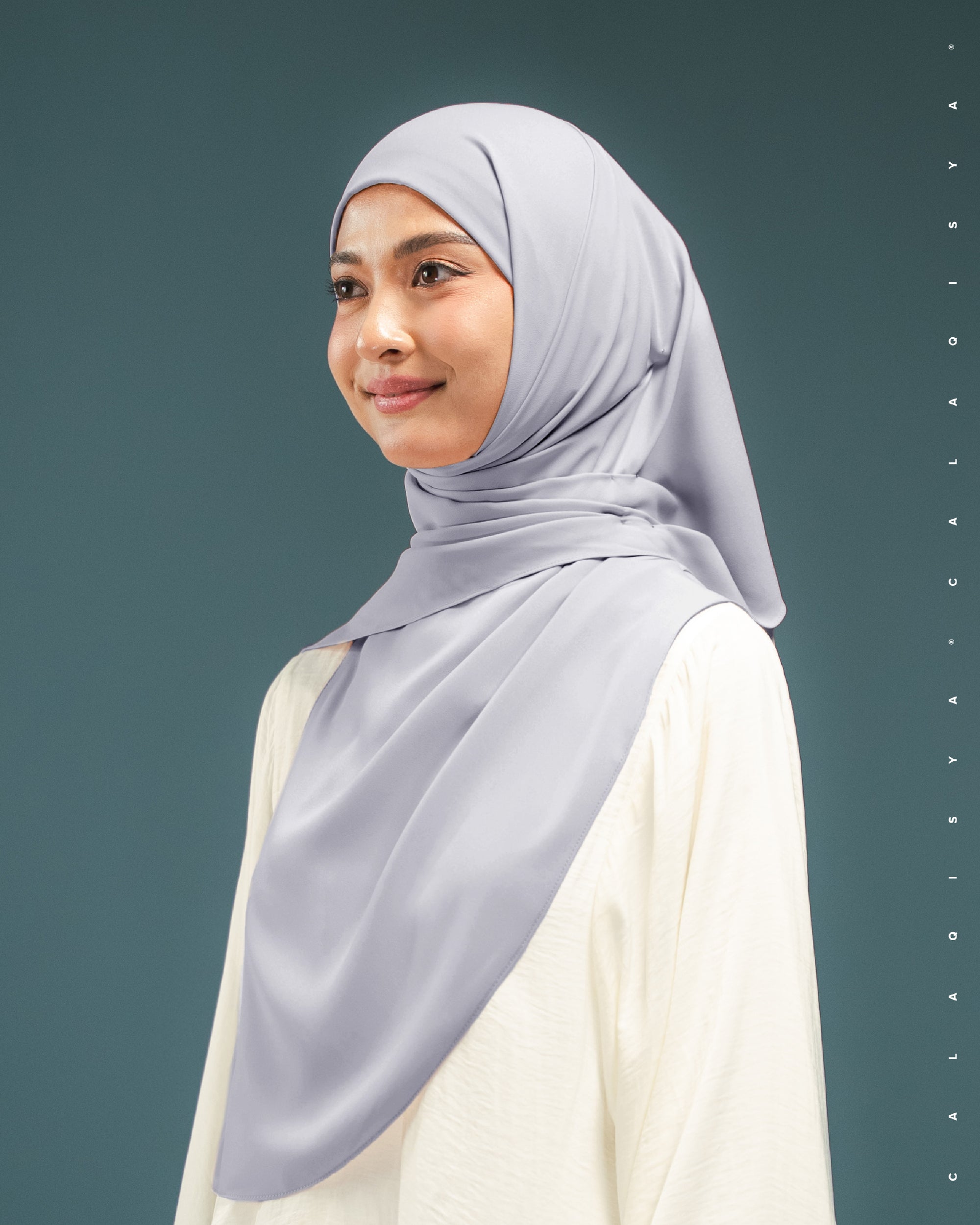 DANIAH TIE BACK UNDERCHIN IN QUEENS WREATH