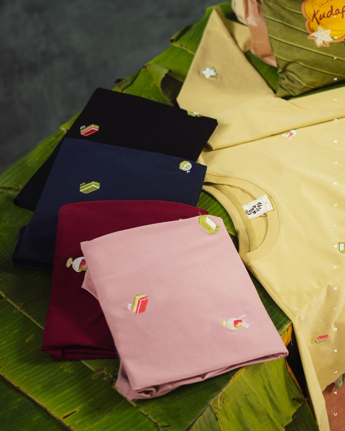 RW CLOUD SHIRT (EMBROIDERY) IN CUSTARD