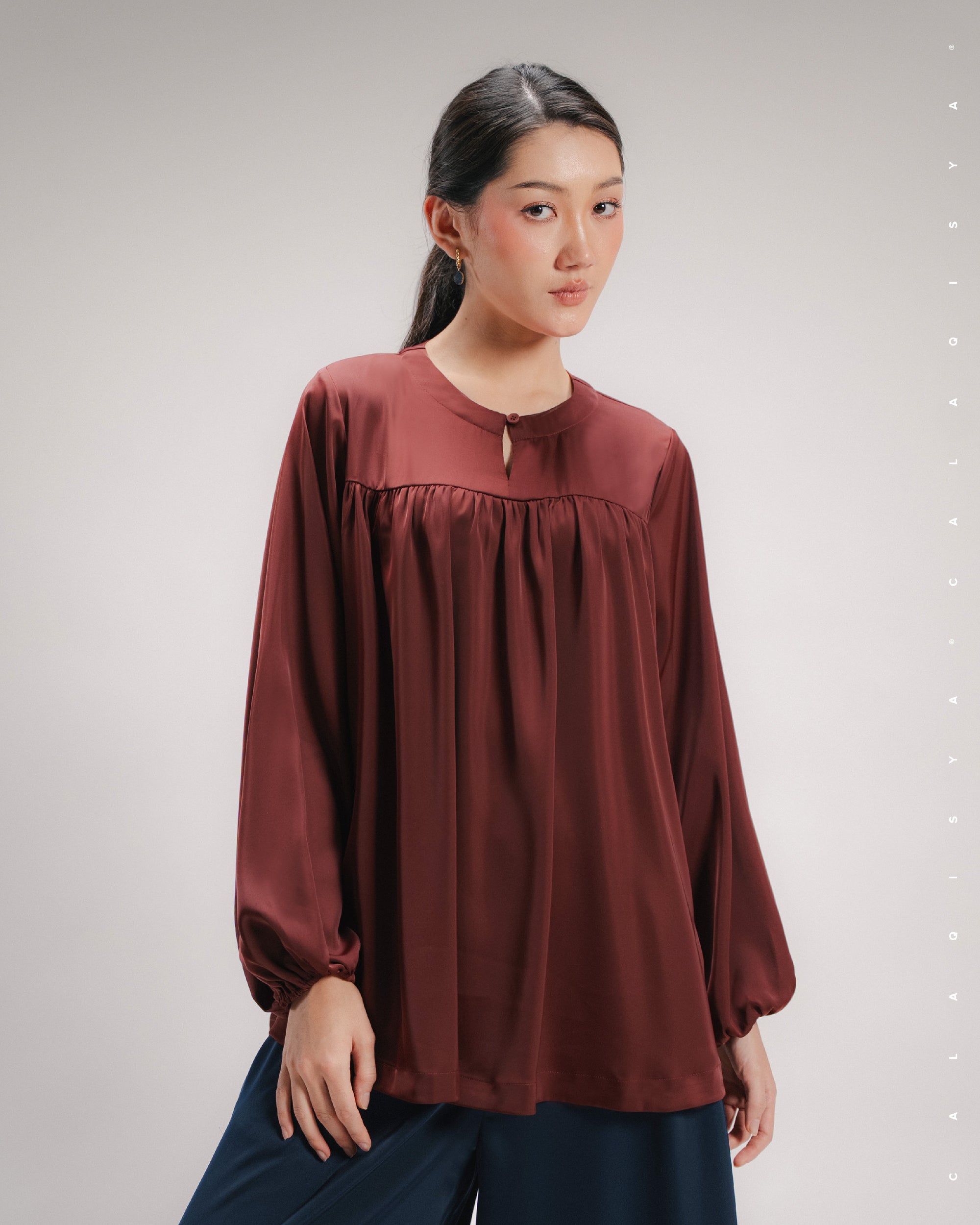 KATE TOP 2.0 IN RED MAHOGANY